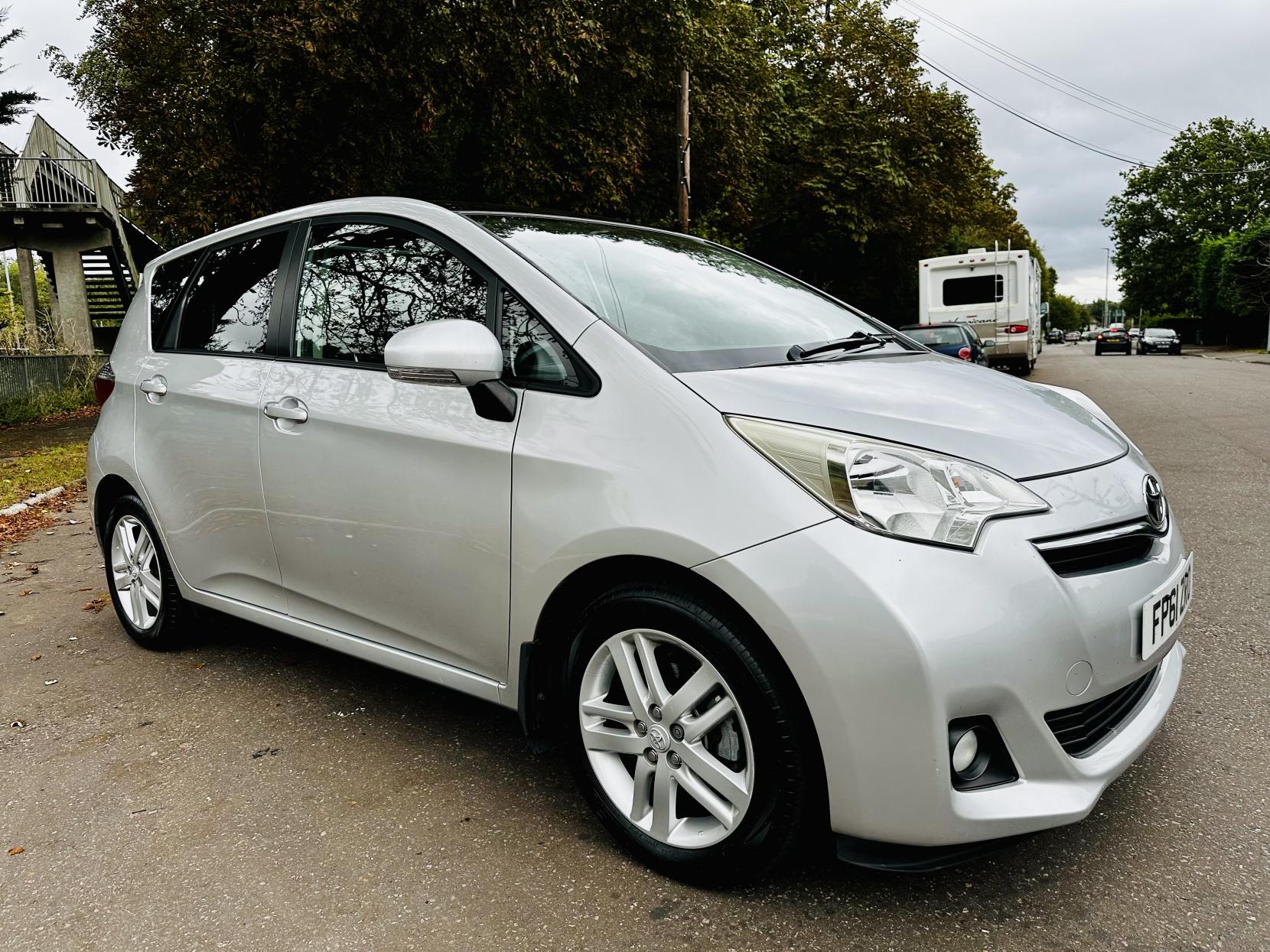 Toyota Verso S 1.33 Dual VVT-i T Spirit MPV 5dr Petrol Multidrive S Euro 5 (98 ps)