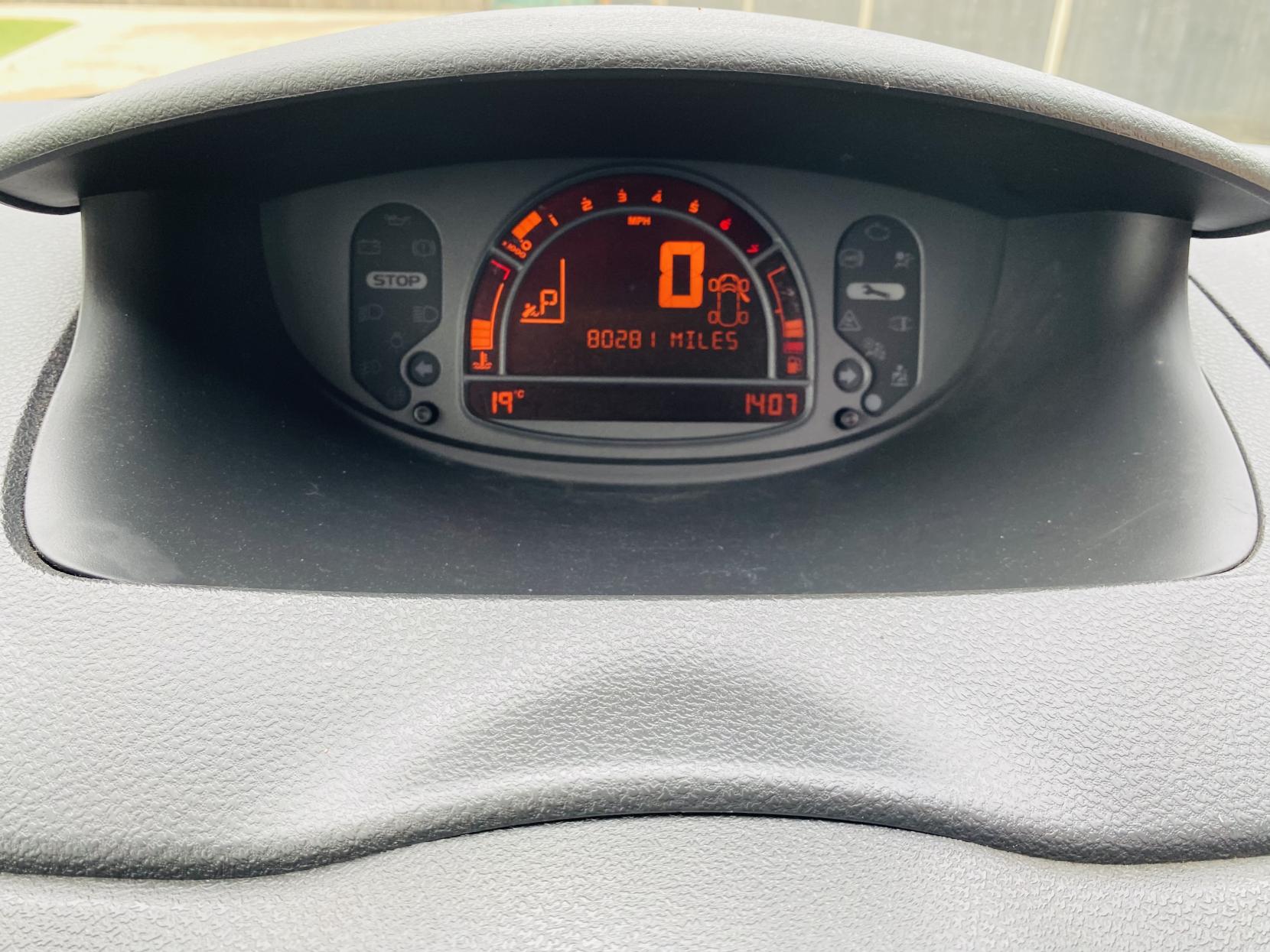 Renault Grand Modus 1.6 VVT Dynamique MPV 5dr Petrol Auto Euro 4 (111 ps)
