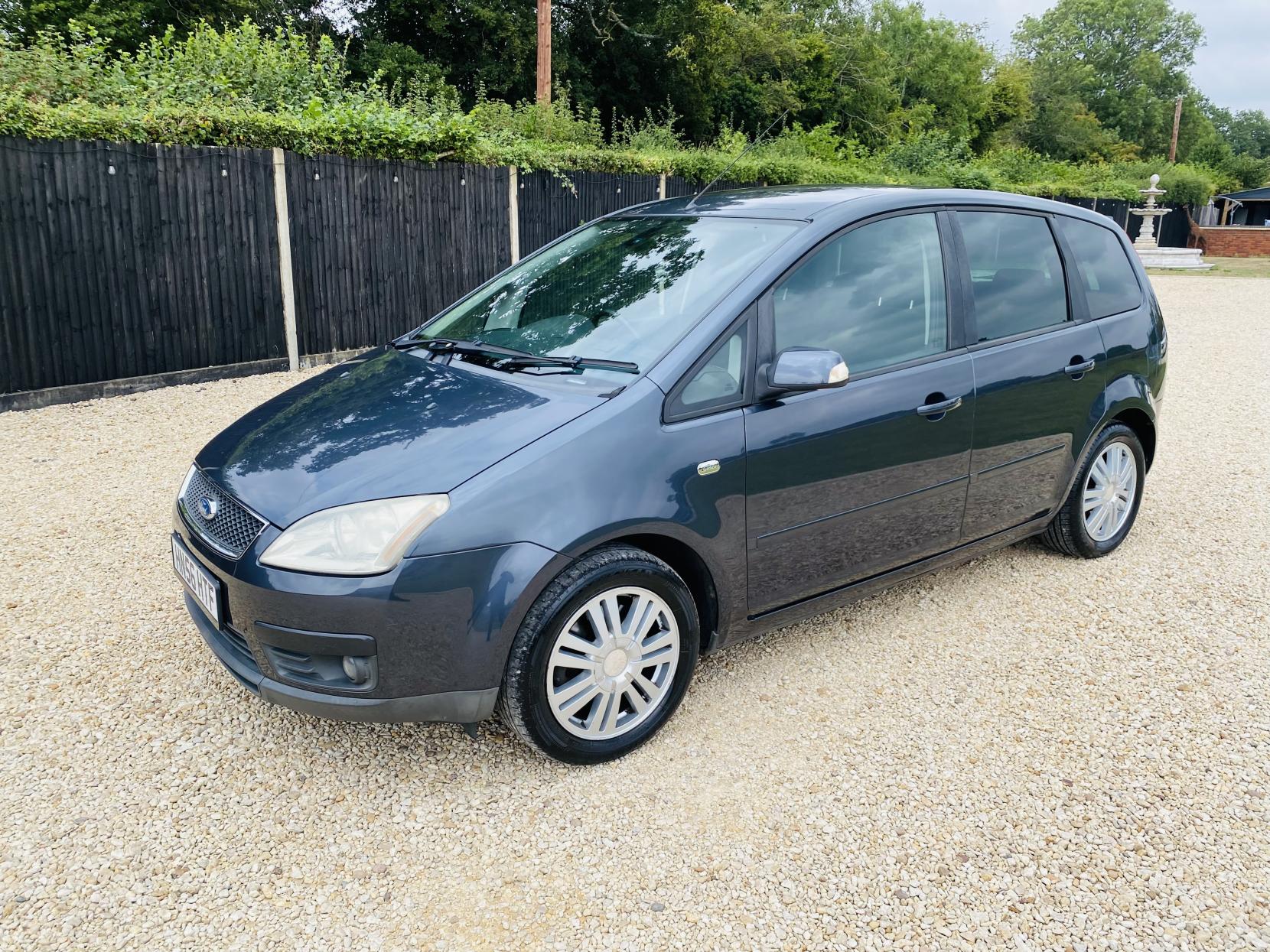 Ford Focus C-Max 2.0 Ghia MPV 5dr Petrol Automatic (194 g/km, 143 bhp)