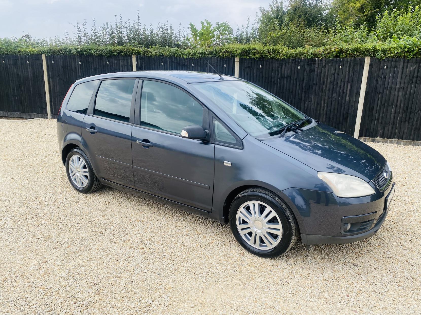 Ford Focus C-Max 2.0 Ghia MPV 5dr Petrol Automatic (194 g/km, 143 bhp)
