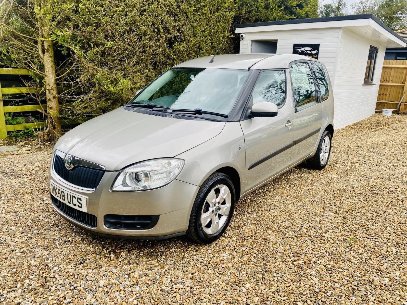 Skoda Roomster 1.6 16V 2 MPV 5dr Petrol Tiptronic (185 g/km, 105 bhp)