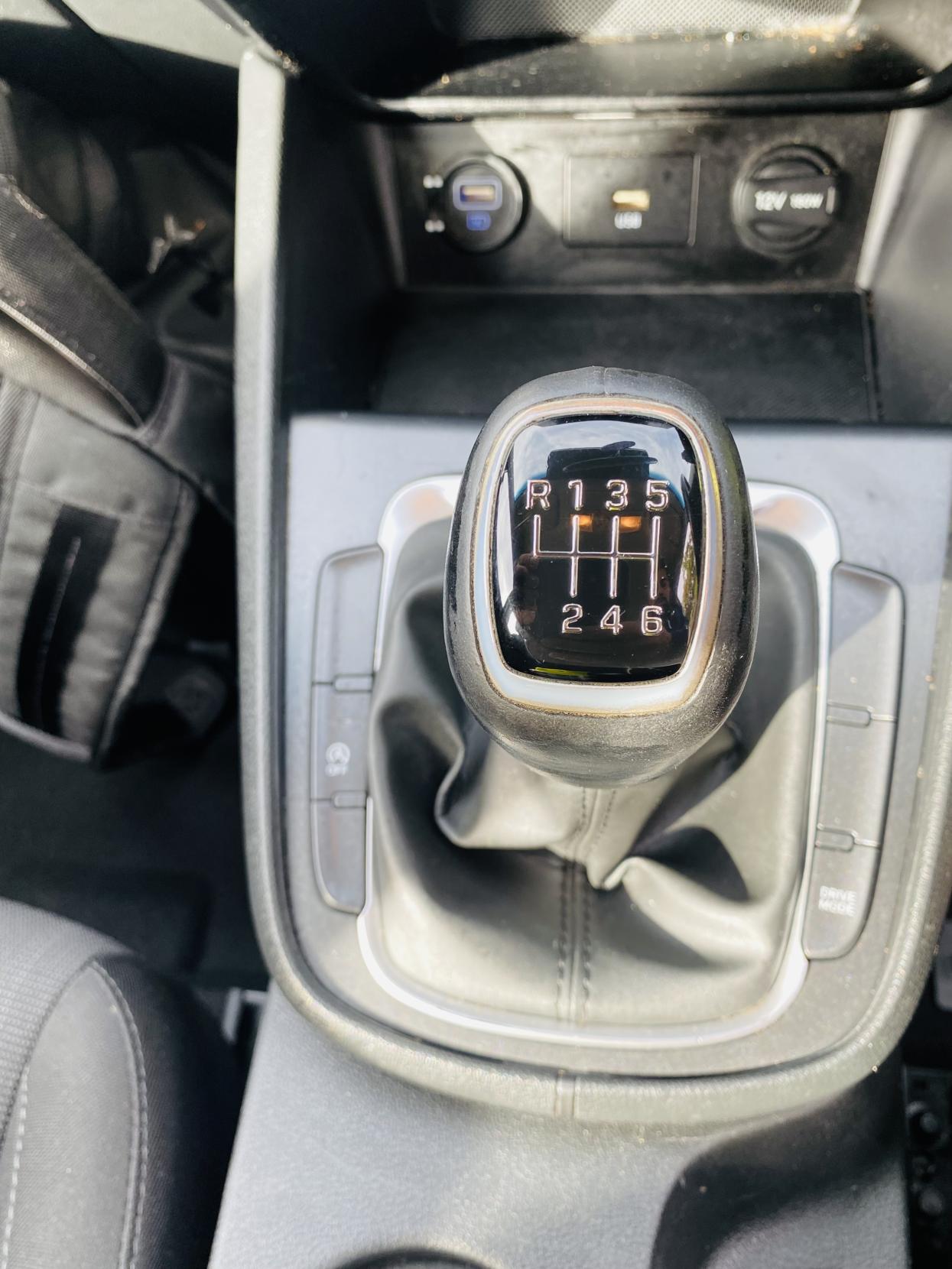 Hyundai KONA 1.0 T-GDi MHEV SE Connect SUV 5dr Petrol Hybrid Manual Euro 6 (s/s) (120 ps)