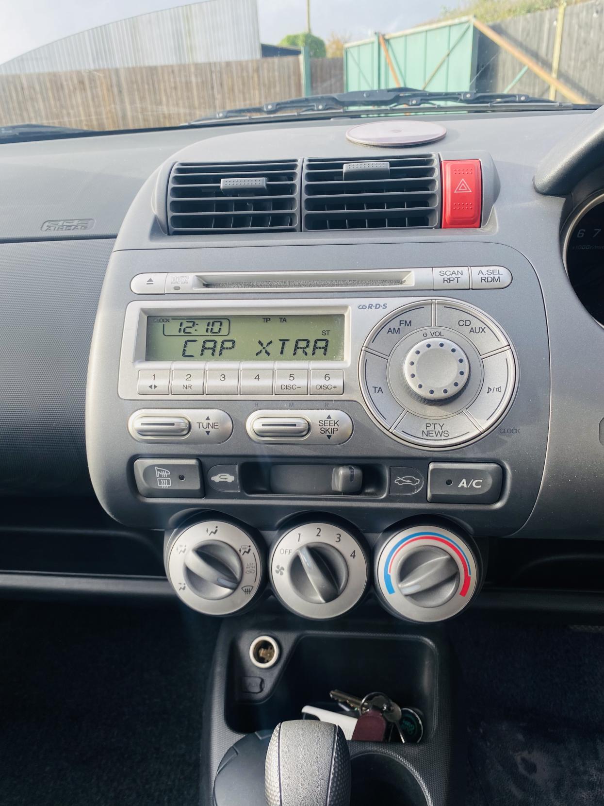 Honda Jazz 1.4 i-DSI SE Hatchback 5dr Petrol CVT-7 (139 g/km, 82 bhp)