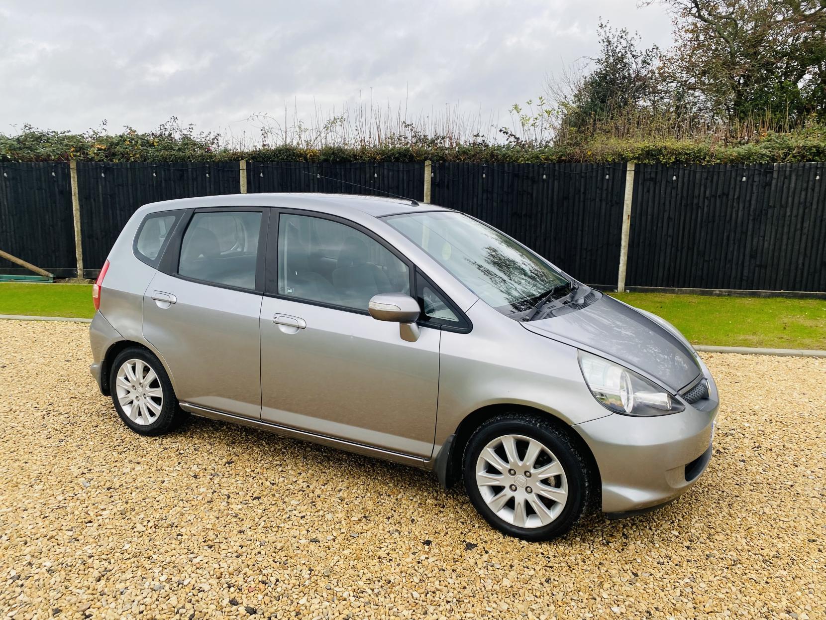 Honda Jazz 1.4 i-DSI SE Hatchback 5dr Petrol CVT-7 (139 g/km, 82 bhp)