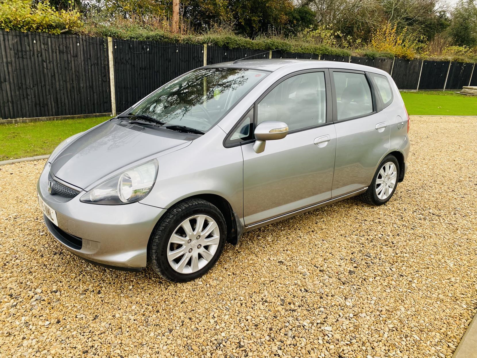 Honda Jazz 1.4 i-DSI SE Hatchback 5dr Petrol CVT-7 (139 g/km, 82 bhp)