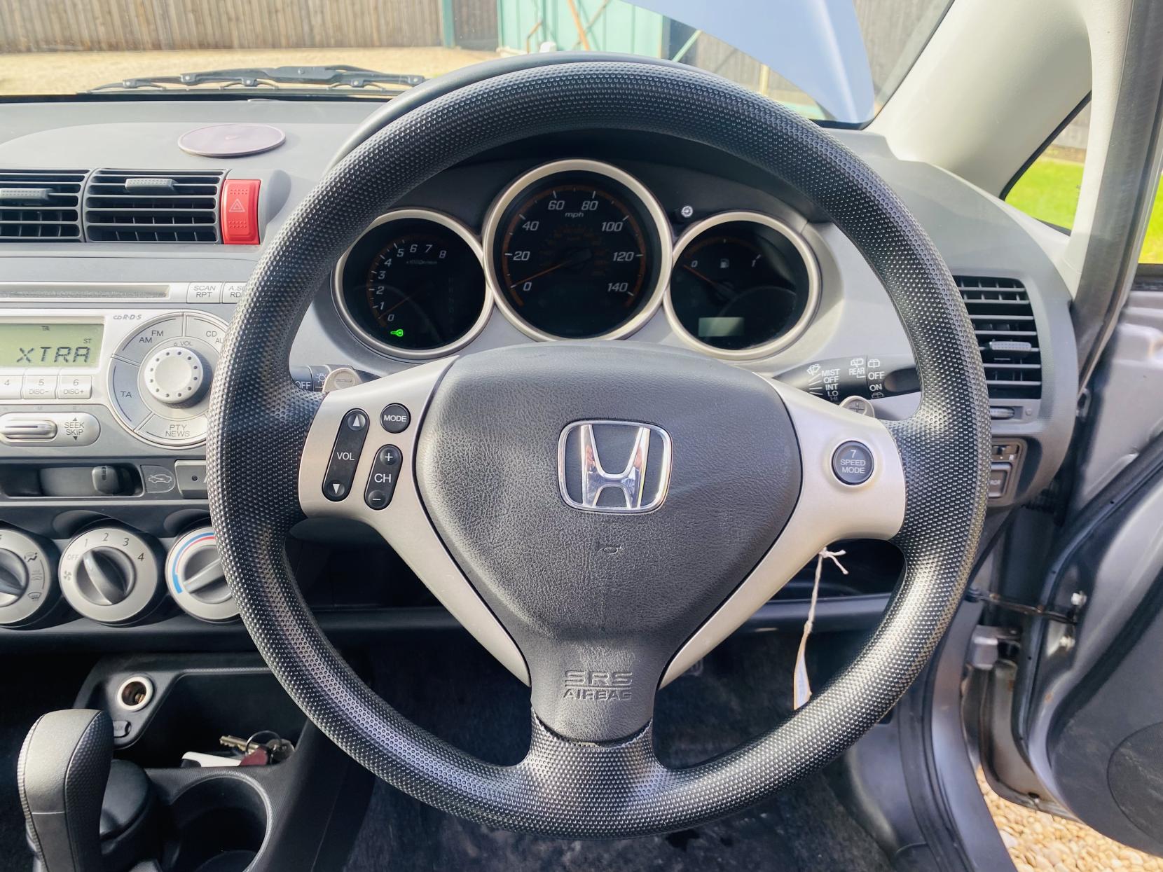 Honda Jazz 1.4 i-DSI SE Hatchback 5dr Petrol CVT-7 (139 g/km, 82 bhp)