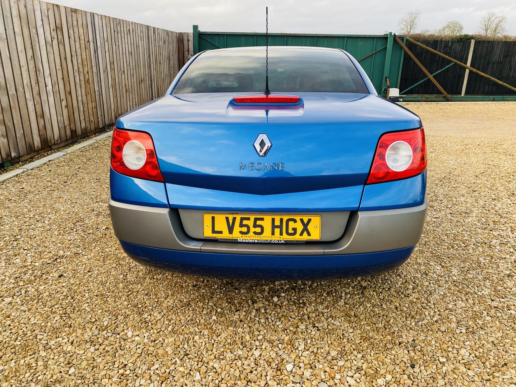 Renault Megane 1.6 VVT Dynamique Convertible 2dr Petrol Automatic (187 g/km, 115 bhp)