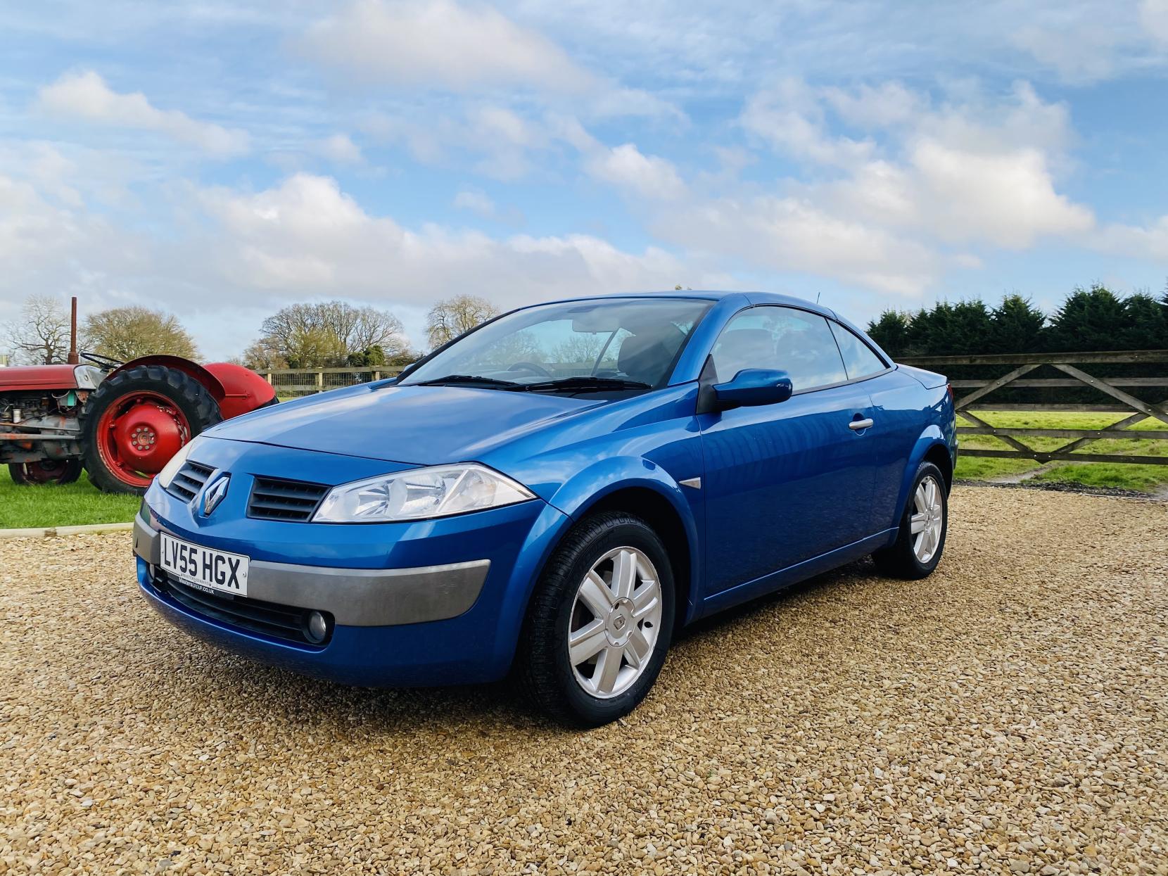 Renault Megane 1.6 VVT Dynamique Convertible 2dr Petrol Automatic (187 g/km, 115 bhp)