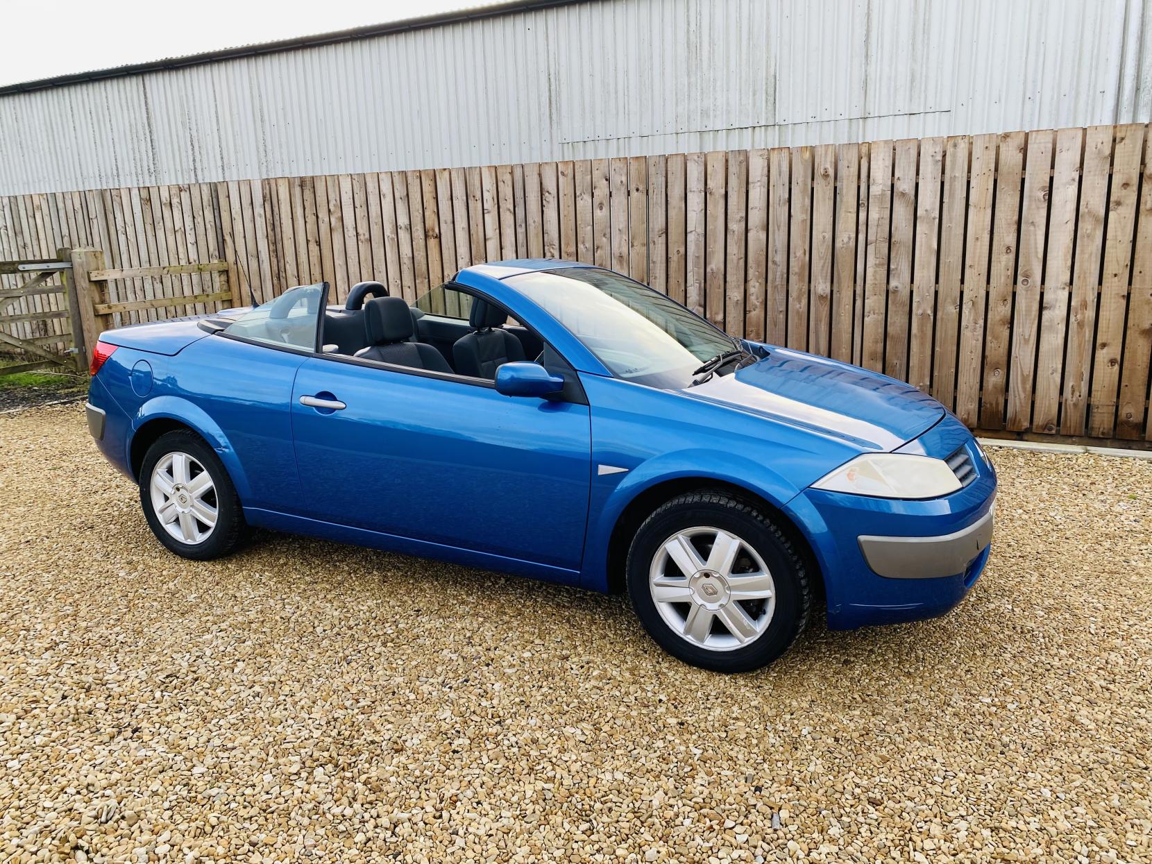 Renault Megane 1.6 VVT Dynamique Convertible 2dr Petrol Automatic (187 g/km, 115 bhp)