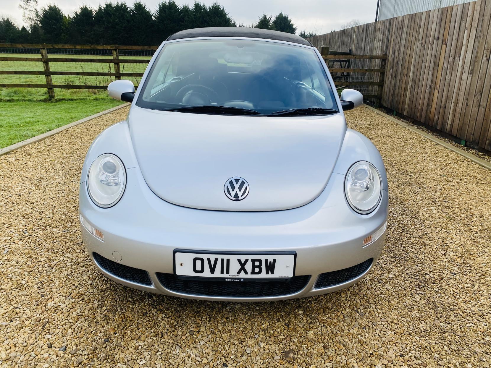 Volkswagen Beetle 1.6 Sola Cabriolet 2dr Petrol Manual Euro 4 (102 ps)