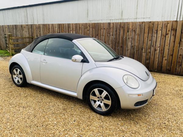 Volkswagen Beetle 1.6 Sola Cabriolet 2dr Petrol Manual Euro 4 (102 ps)