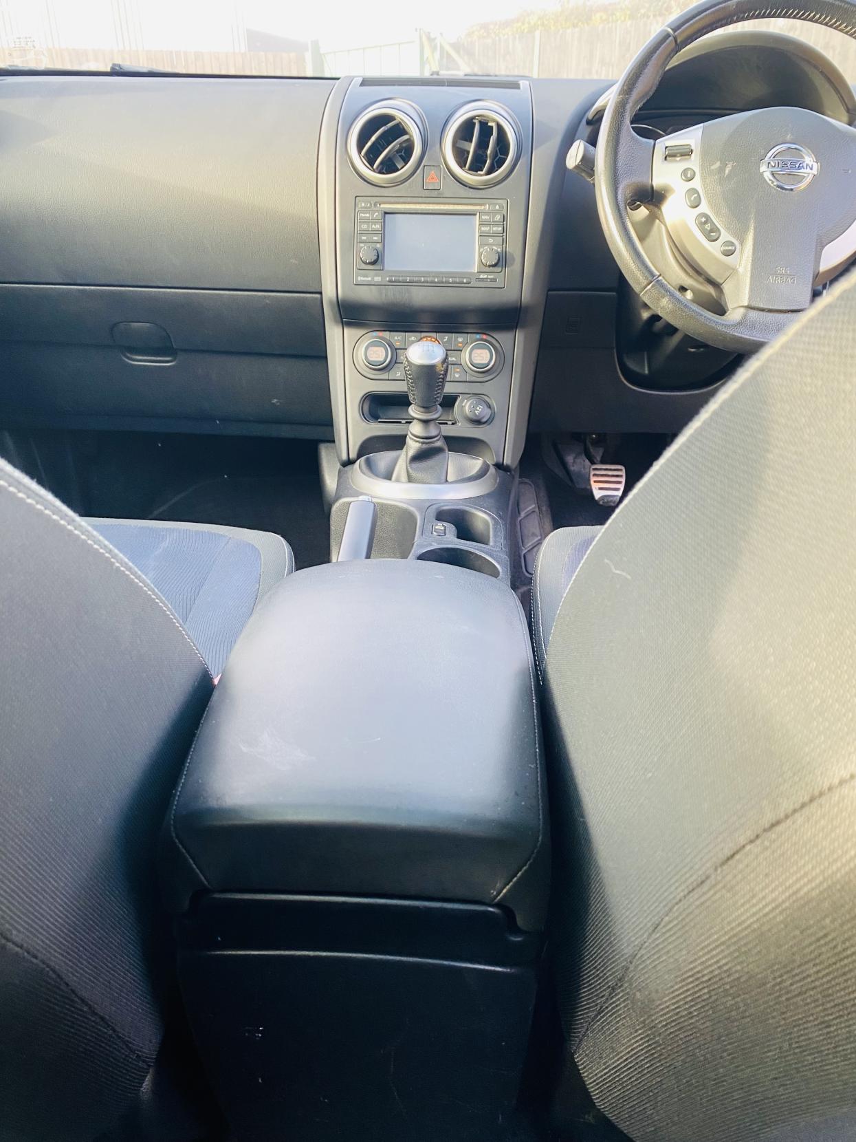 Nissan Qashqai 2.0 n-tec Hatchback 5dr Petrol Manual 2WD (192 g/km, 139 bhp)