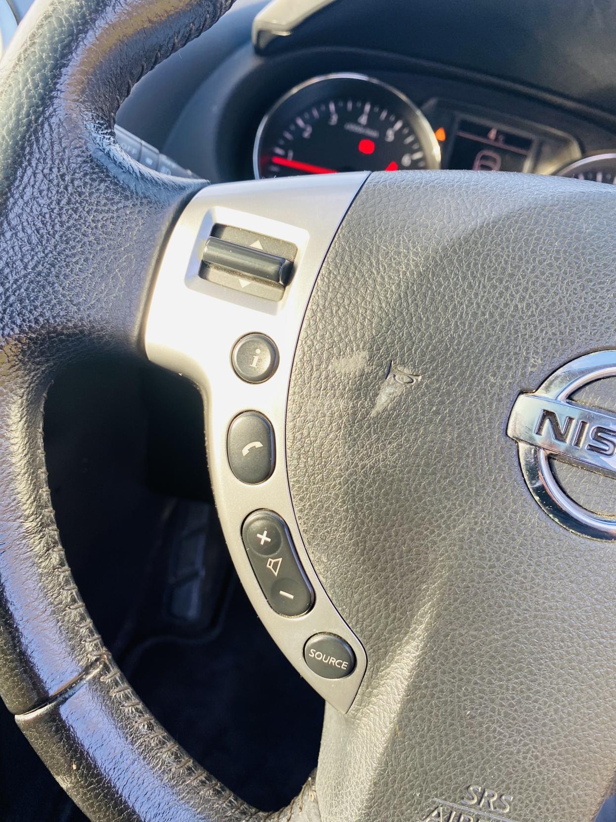 Nissan Qashqai 2.0 n-tec Hatchback 5dr Petrol Manual 2WD (192 g/km, 139 bhp)