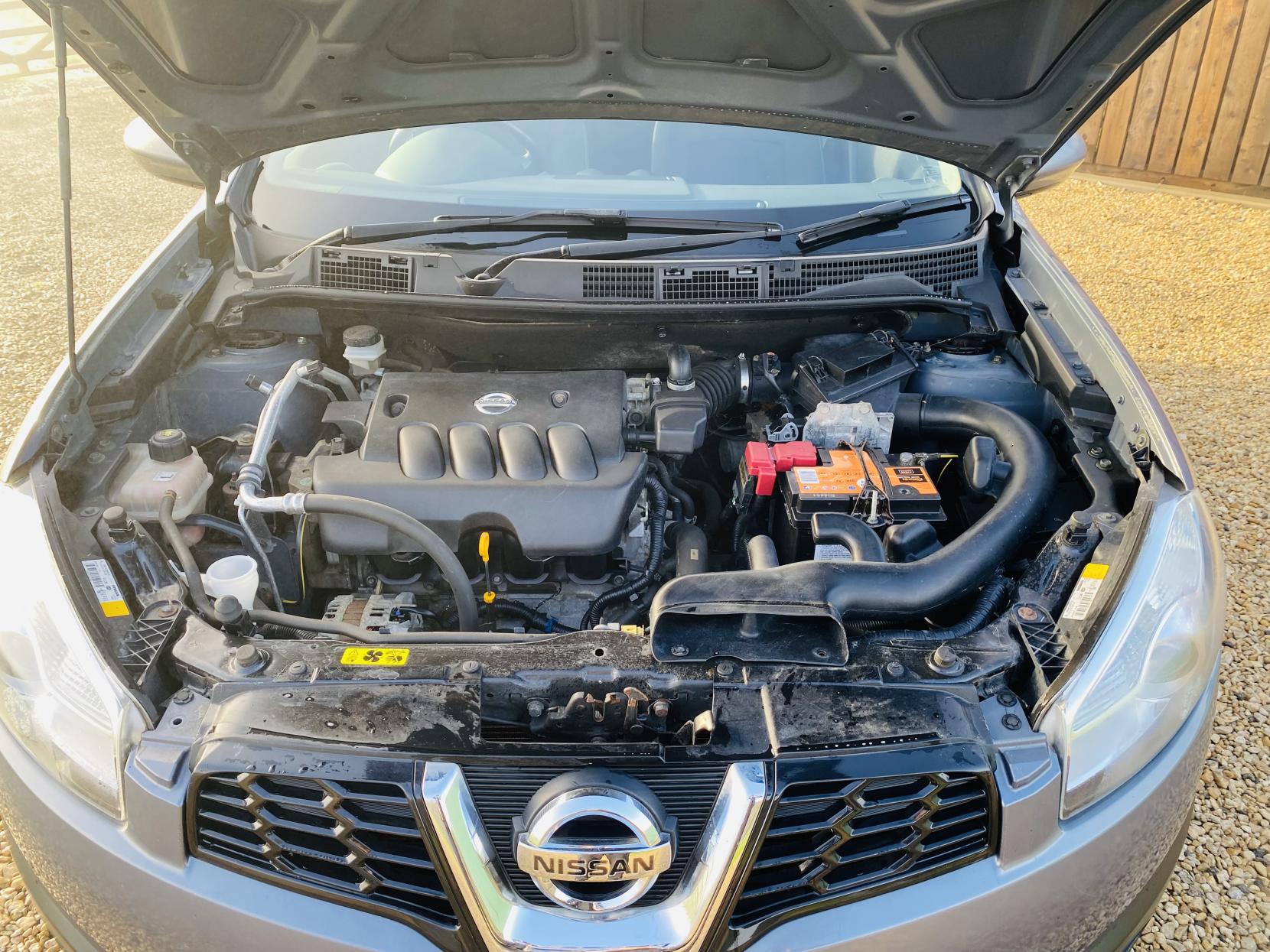 Nissan Qashqai 2.0 n-tec Hatchback 5dr Petrol Manual 2WD (192 g/km, 139 bhp)