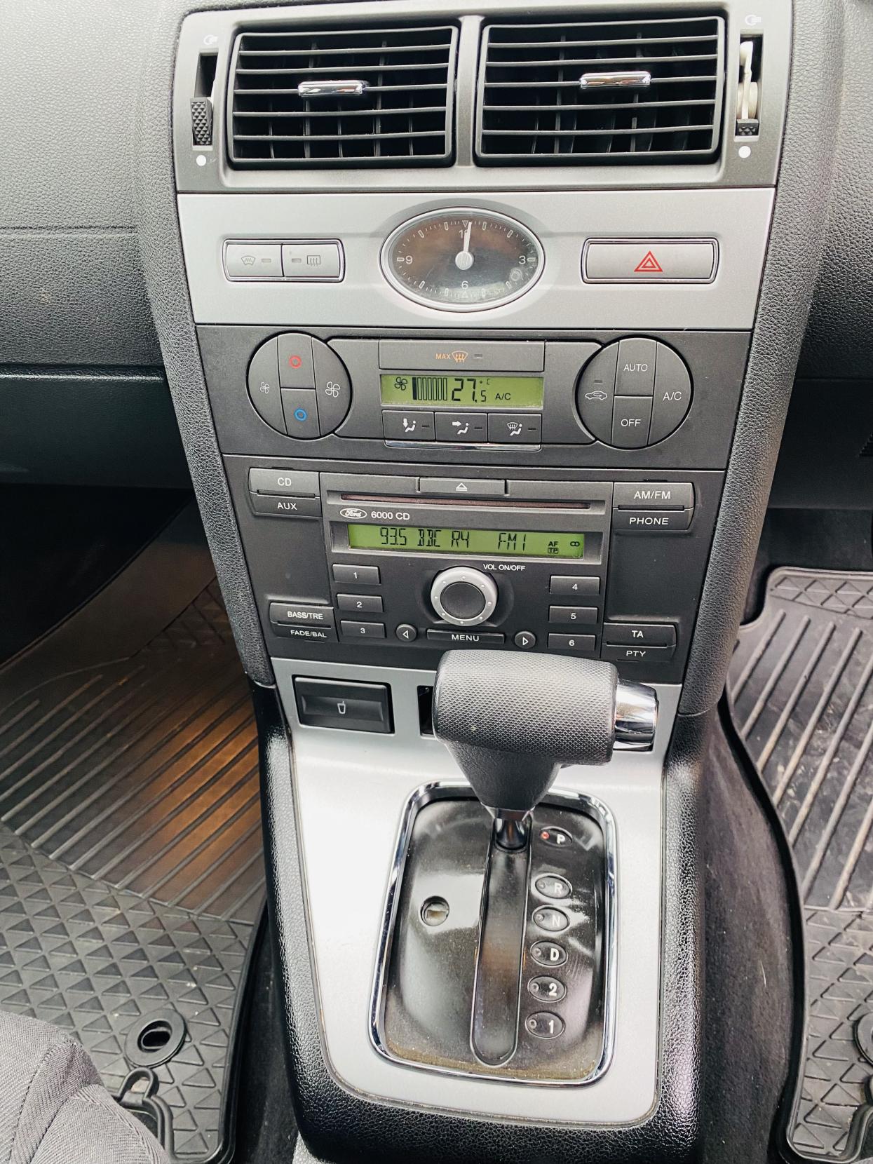 Ford Mondeo 2.0 Zetec Hatchback 5dr Petrol Automatic (218 g/km, 143 bhp)