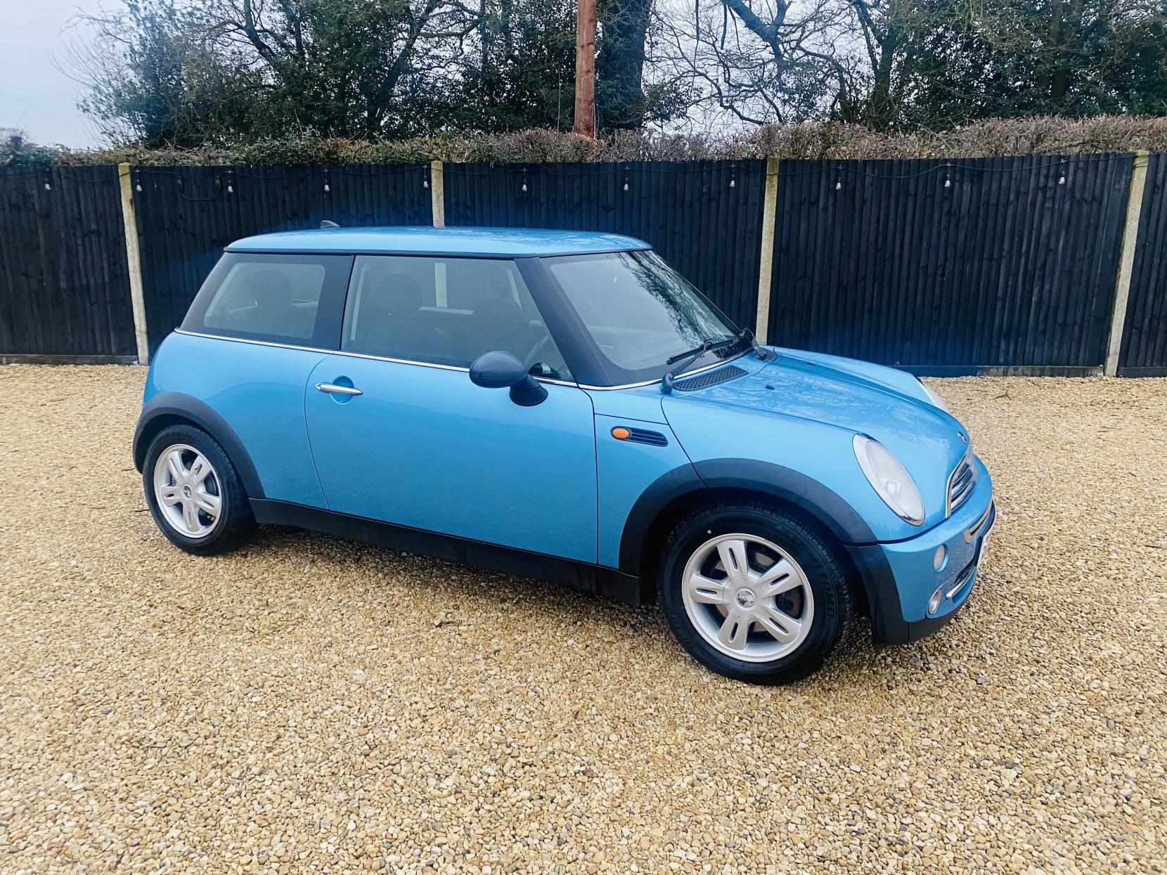 MINI Hatch 1.6 One Hatchback 3dr Petrol Manual Euro 4 (90 bhp)