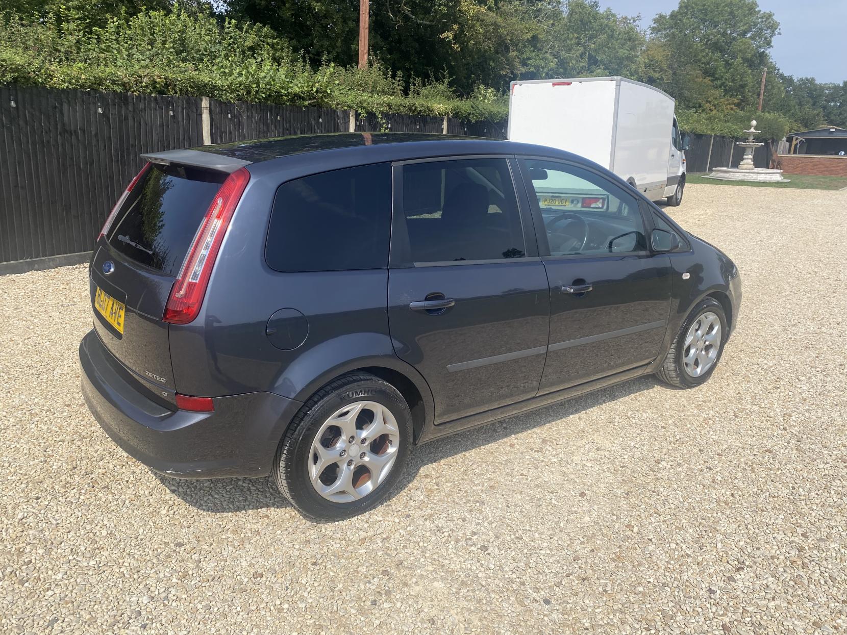 Ford C-Max 2.0 Zetec MPV 5dr Petrol Automatic (194 g/km, 143 bhp)