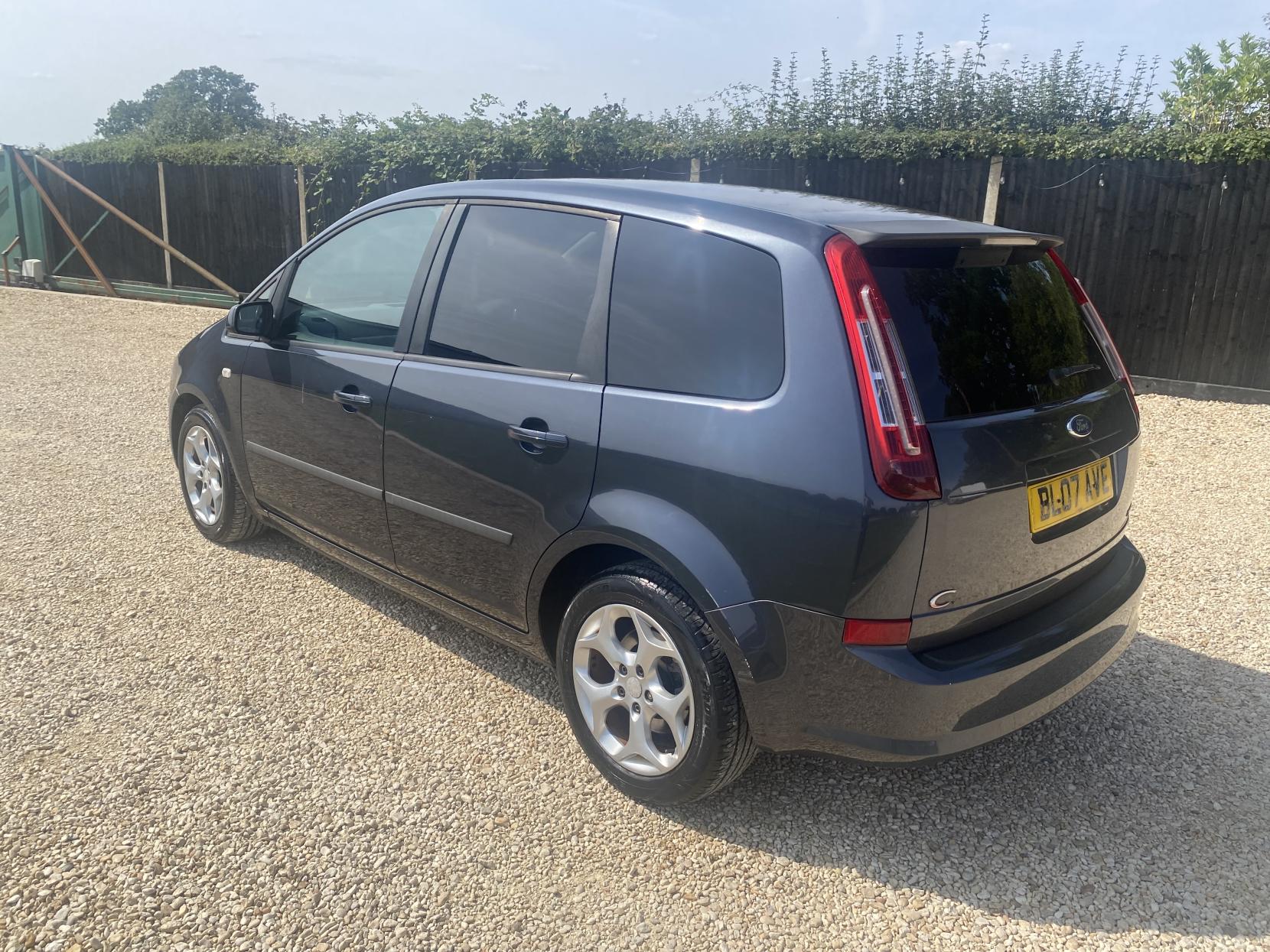 Ford C-Max 2.0 Zetec MPV 5dr Petrol Automatic (194 g/km, 143 bhp)
