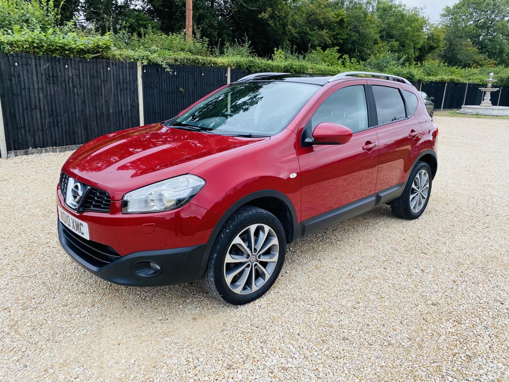 Nissan Qashqai 2.0 Tekna SUV 5dr Petrol CVT 2WD Euro 4 (141 ps)