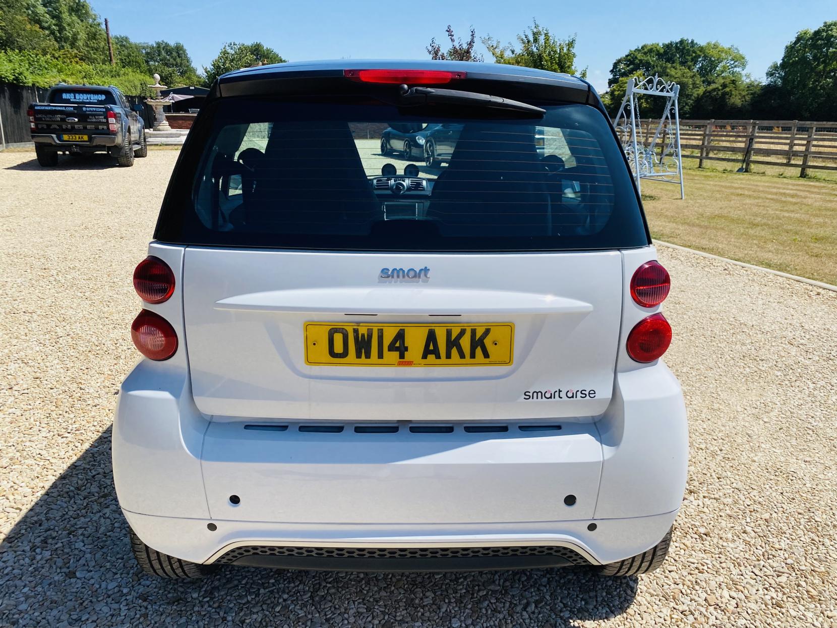 Smart fortwo 1.0 Grandstyle Coupe 2dr Petrol SoftTouch Euro 5 (84 bhp)
