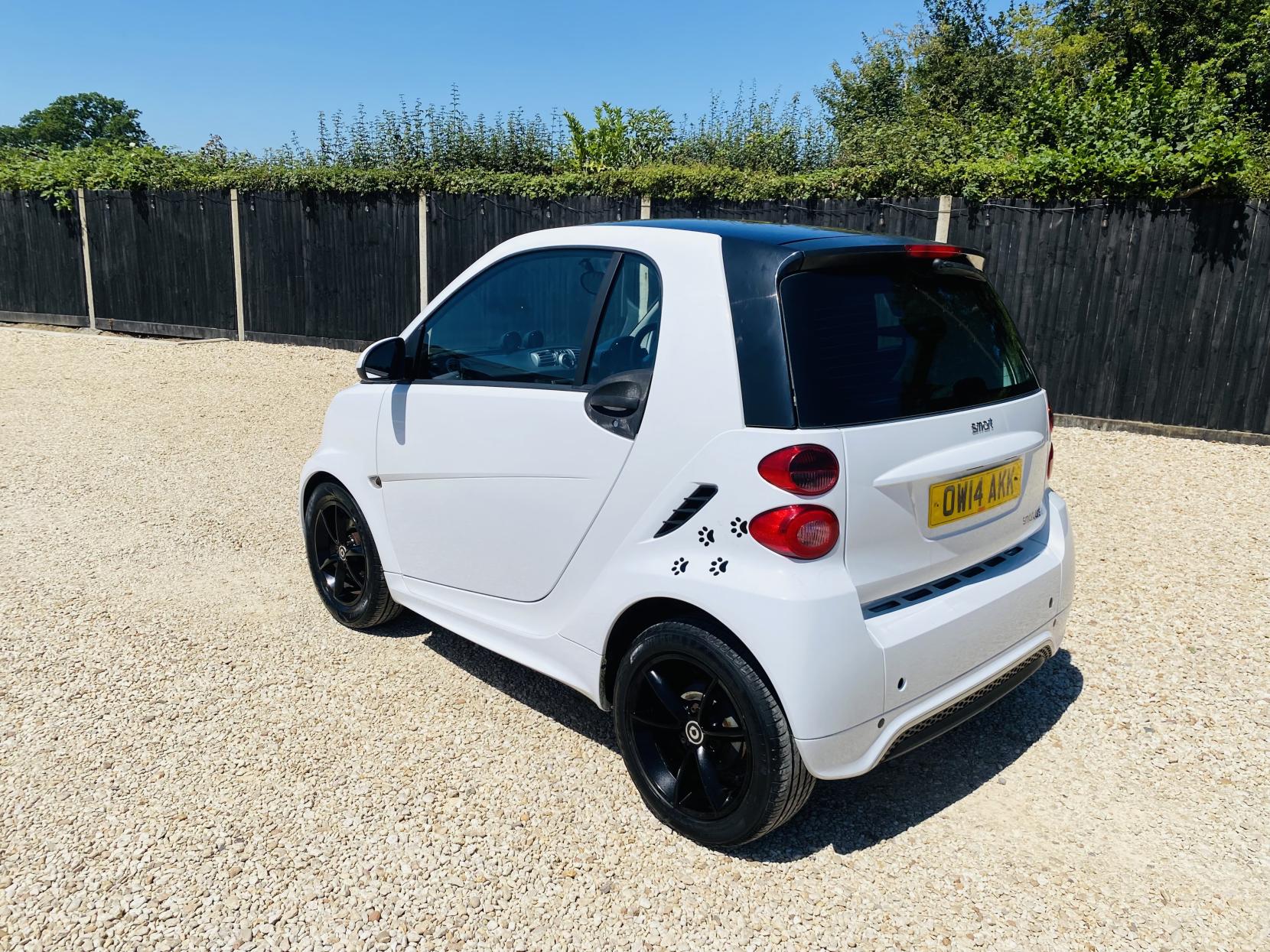 Smart fortwo 1.0 Grandstyle Coupe 2dr Petrol SoftTouch Euro 5 (84 bhp)