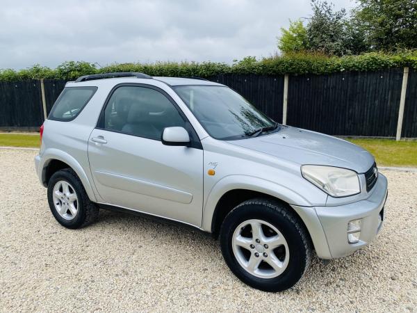 Toyota RAV4 2.0 VVT-i NRG SUV 3dr Petrol Automatic 4WD (224 g/km, 147 bhp)