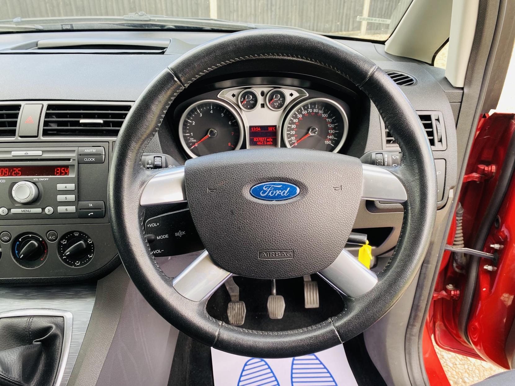 Ford C-Max 1.8 16v Zetec MPV 5dr Petrol Manual (169 g/km, 123 bhp)