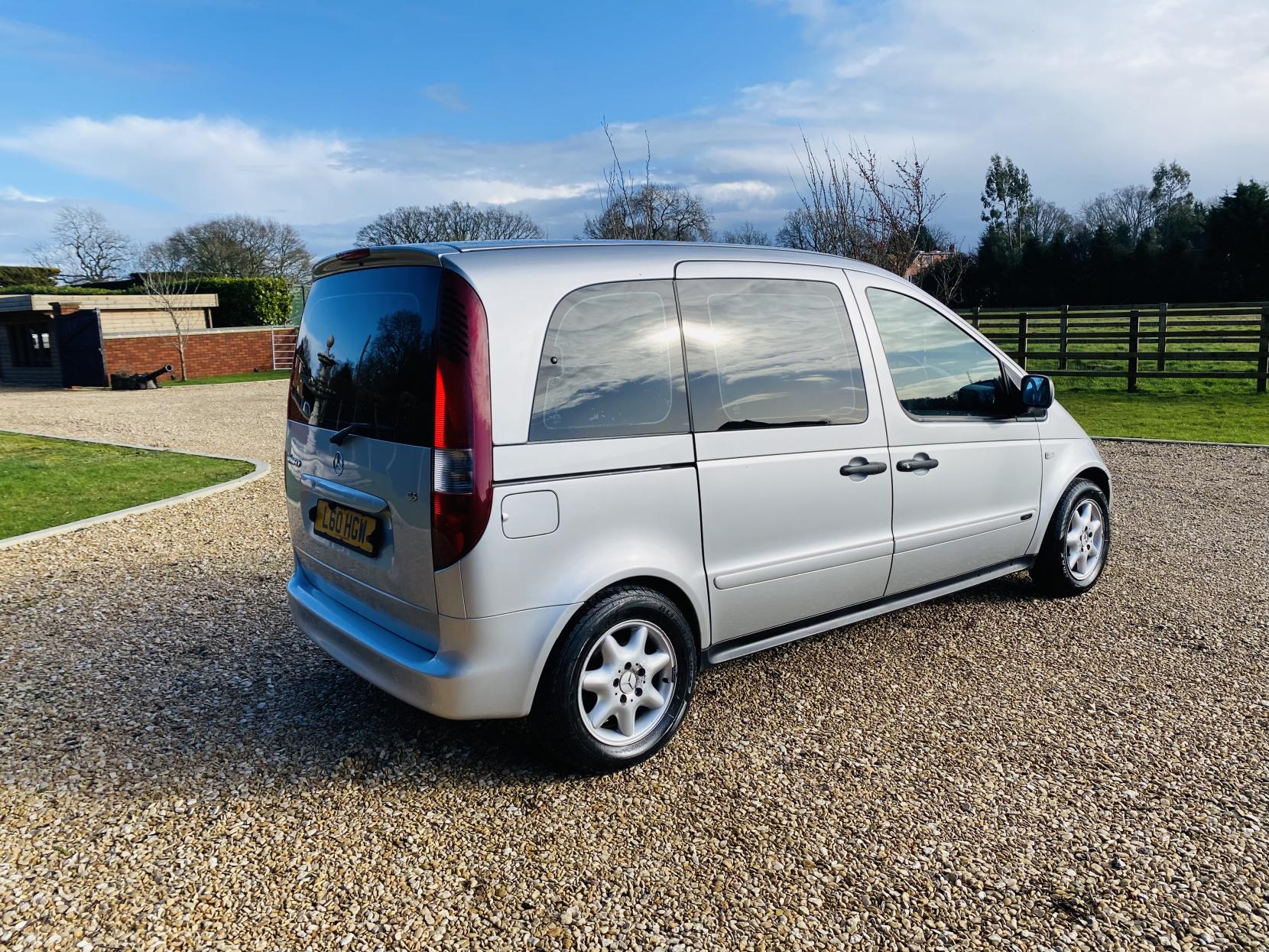 Mercedes-Benz Vaneo 1.6 Trend MPV 5dr Petrol Automatic (199 g/km, 102 bhp)