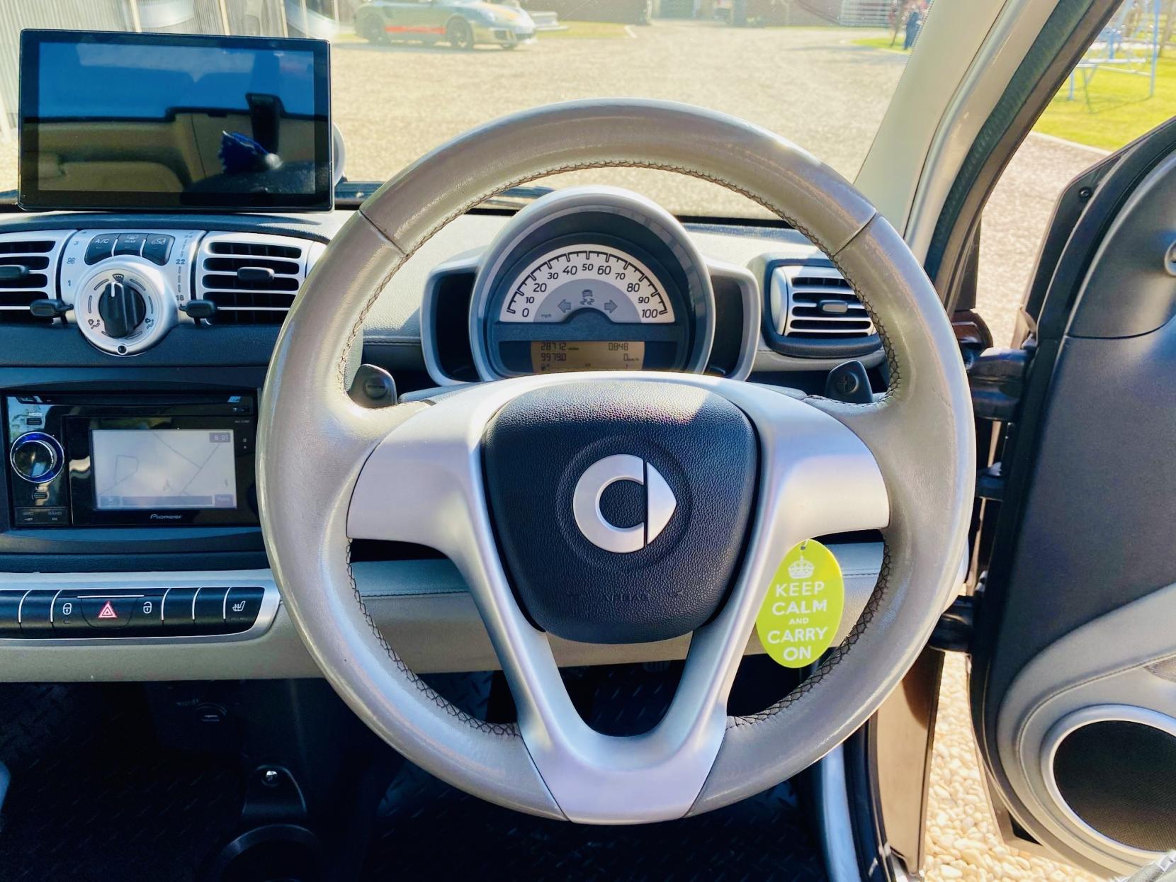 Smart fortwo 1.0 MHD Passion Coupe 2dr Petrol SoftTouch Euro 5 (s/s) (71 bhp)