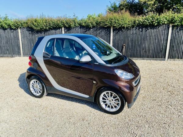 Smart fortwo 1.0 MHD Passion Coupe 2dr Petrol SoftTouch Euro 5 (s/s) (71 bhp)