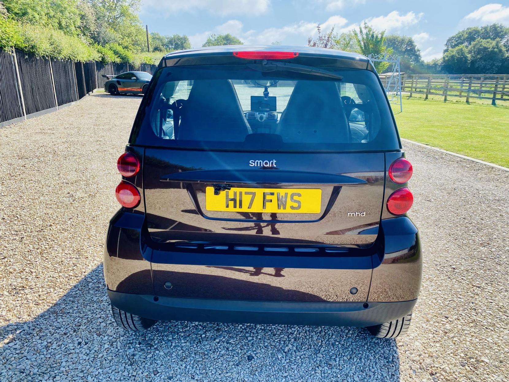 Smart fortwo 1.0 MHD Passion Coupe 2dr Petrol SoftTouch Euro 5 (s/s) (71 bhp)