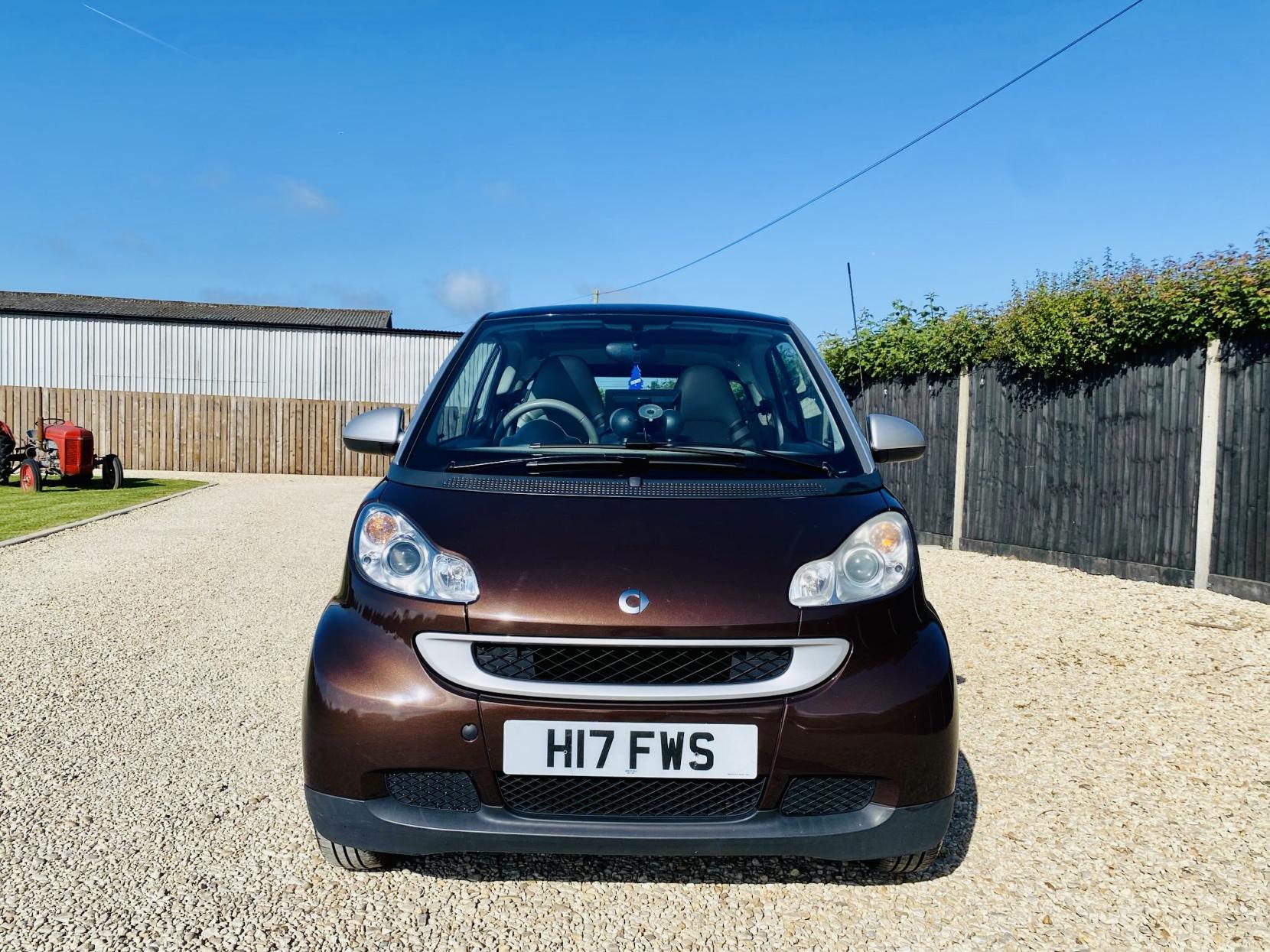 Smart fortwo 1.0 MHD Passion Coupe 2dr Petrol SoftTouch Euro 5 (s/s) (71 bhp)