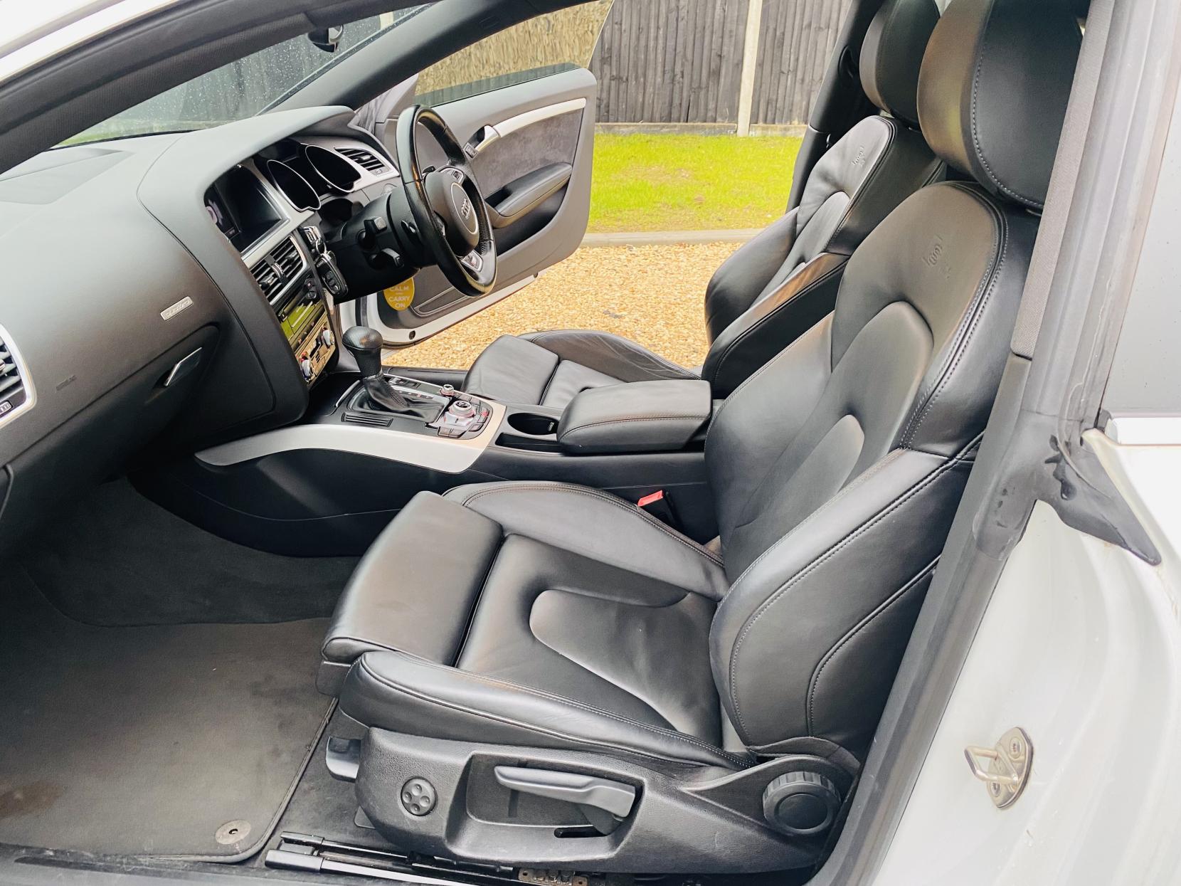 Audi A5 2.0 TDI S line Coupe 2dr Diesel S Tronic quattro Euro 6 (s/s) (190 ps)