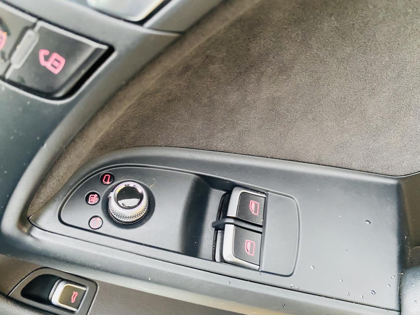 Audi A5 2.0 TDI S line Coupe 2dr Diesel S Tronic quattro Euro 6 (s/s) (190 ps)