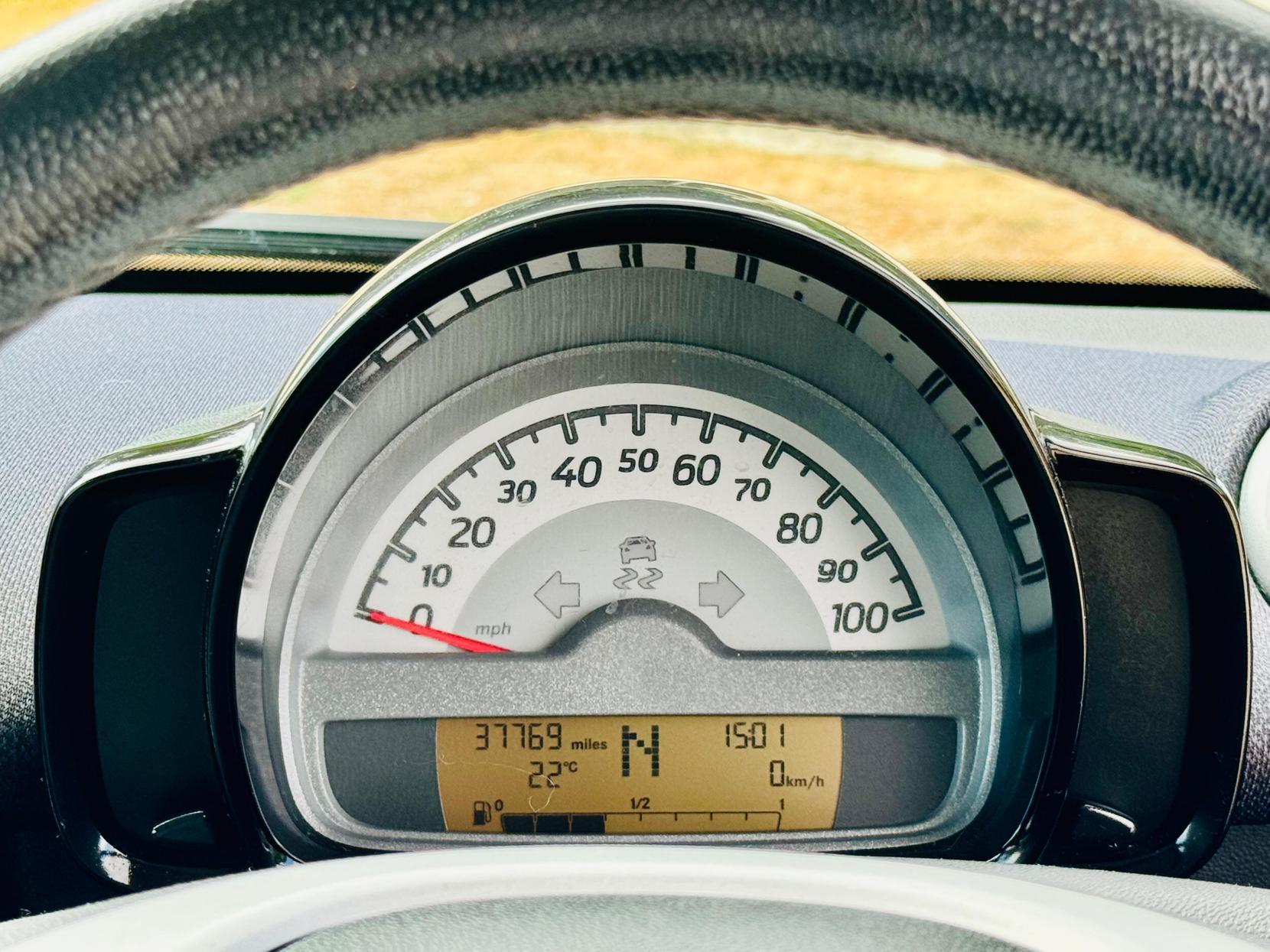 Smart fortwo 1.0 MHD Pulse Coupe 2dr Petrol SoftTouch Euro 5 (s/s) (71 bhp)
