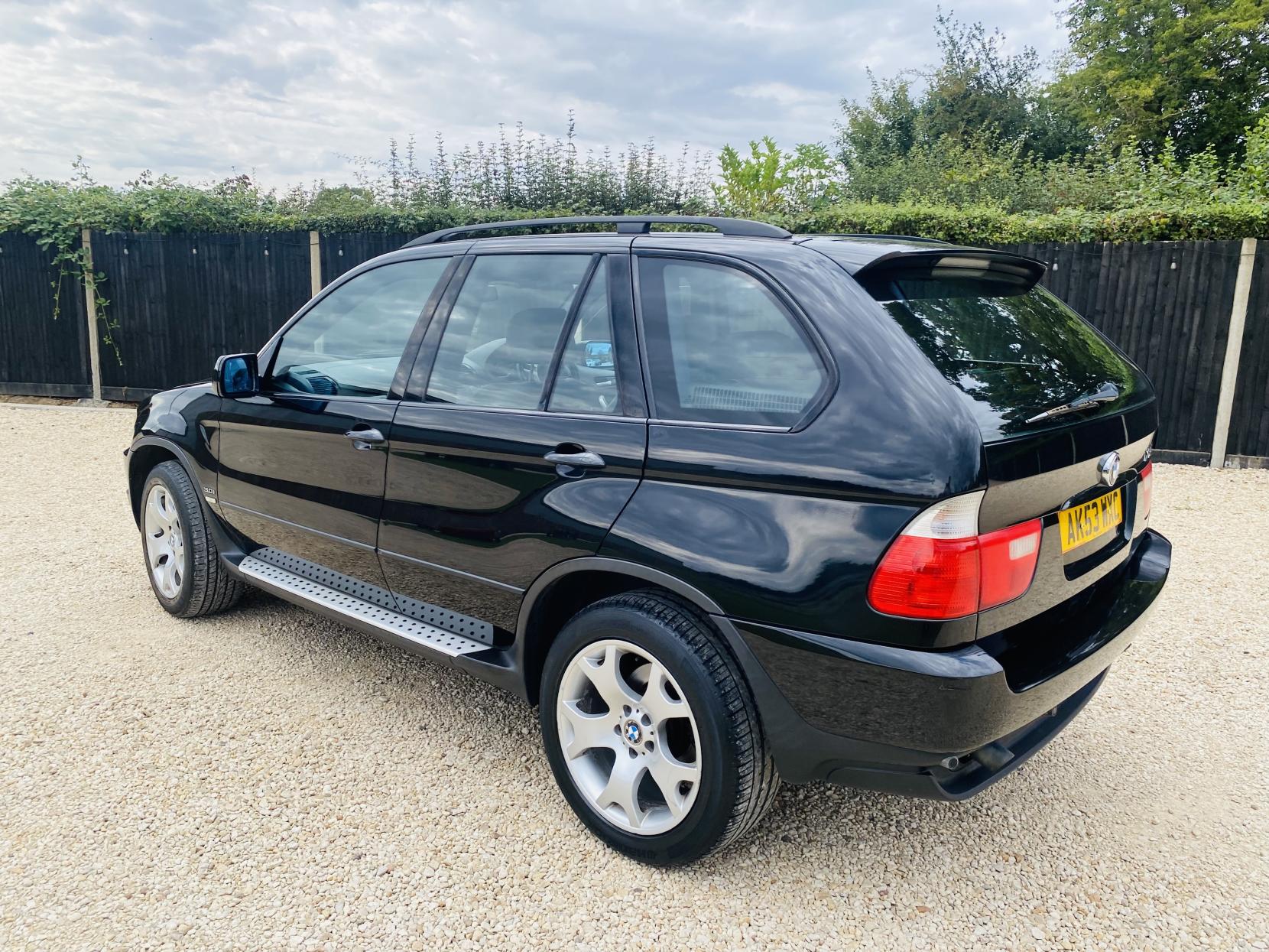BMW X5 3.0i Sport SUV 5dr Petrol Auto 4WD Euro 3 (231 bhp)