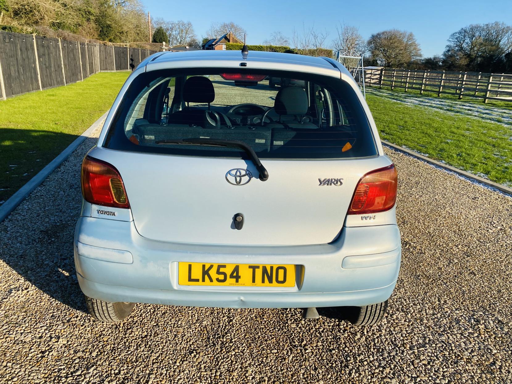 Toyota Yaris 1.3 VVT-i Blue Hatchback 5dr Petrol Manual (133 g/km, 85 bhp)