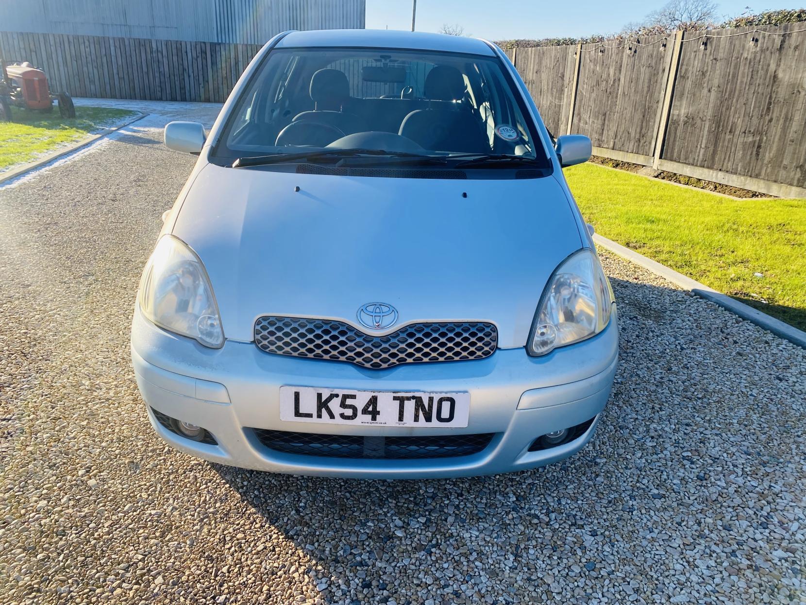 Toyota Yaris 1.3 VVT-i Blue Hatchback 5dr Petrol Manual (133 g/km, 85 bhp)