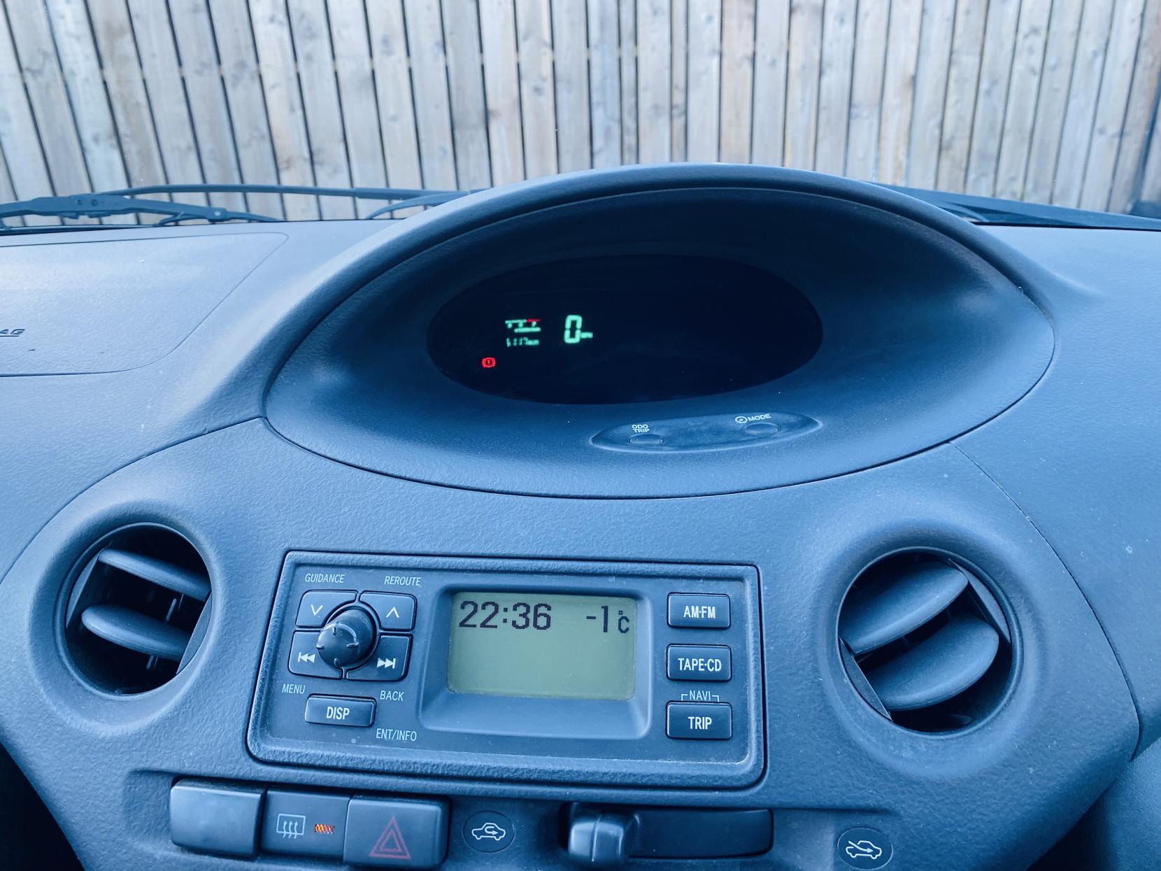 Toyota Yaris 1.3 VVT-i Blue Hatchback 5dr Petrol Manual (133 g/km, 85 bhp)