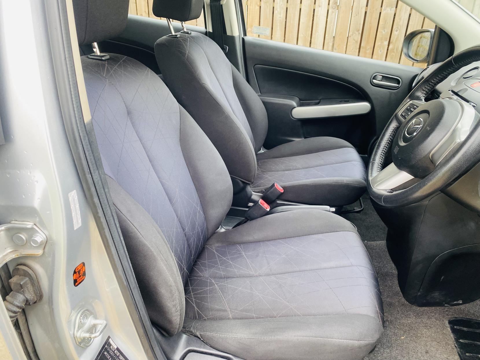 Mazda Mazda2 1.5 TS2 Hatchback 5dr Petrol Auto Euro 5 (102 ps)