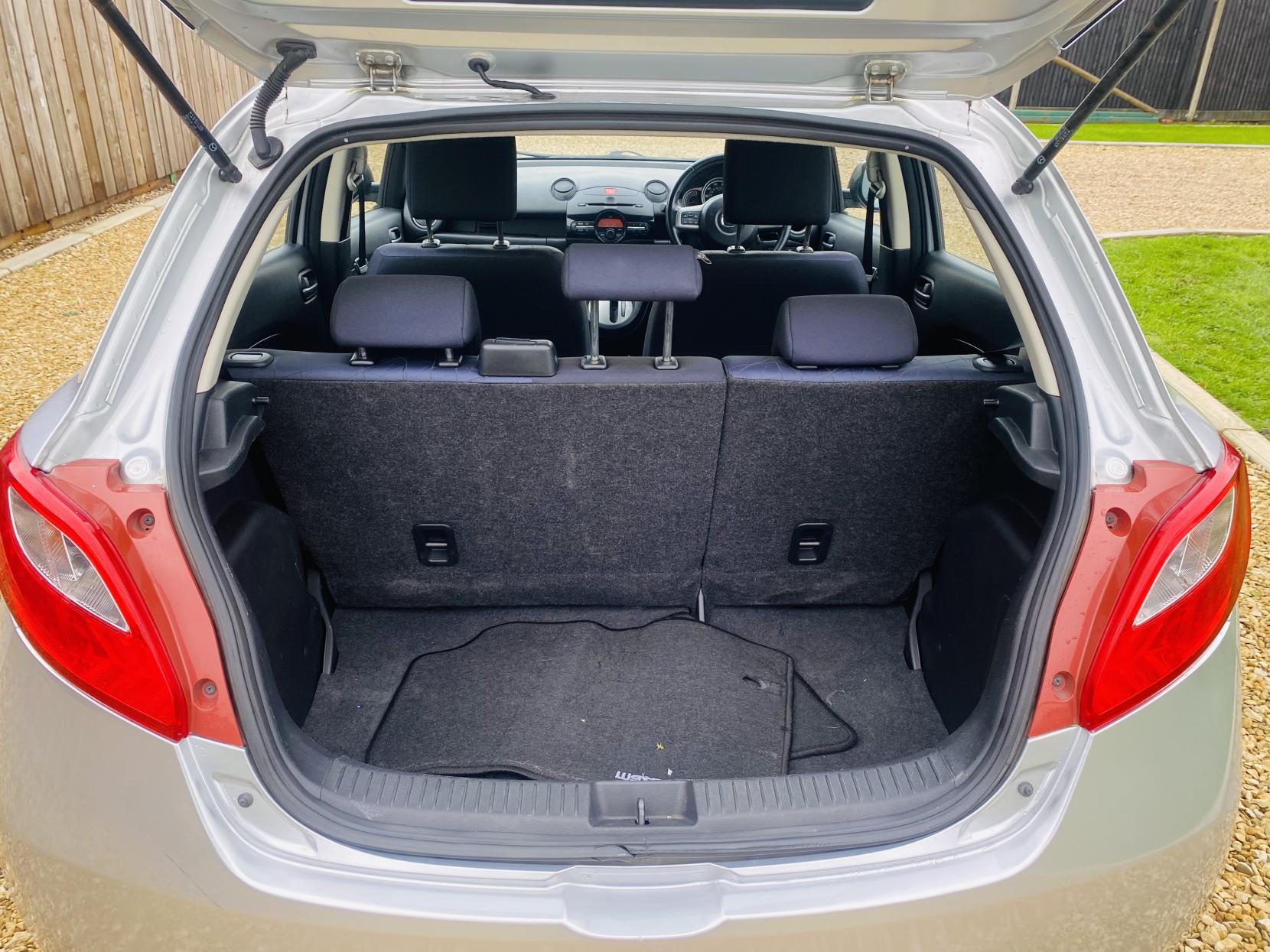 Mazda Mazda2 1.5 TS2 Hatchback 5dr Petrol Auto Euro 5 (102 ps)