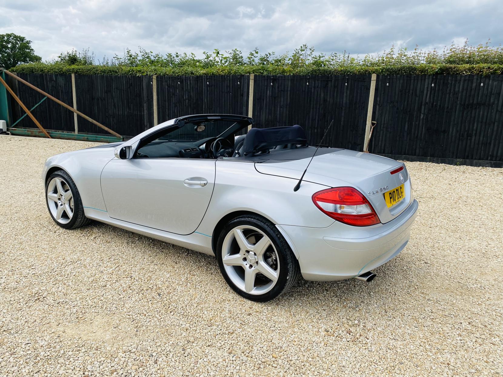 Mercedes-Benz SLK 3.5 SLK350 Convertible 2dr Petrol Automatic (238 g/km, 272 bhp)