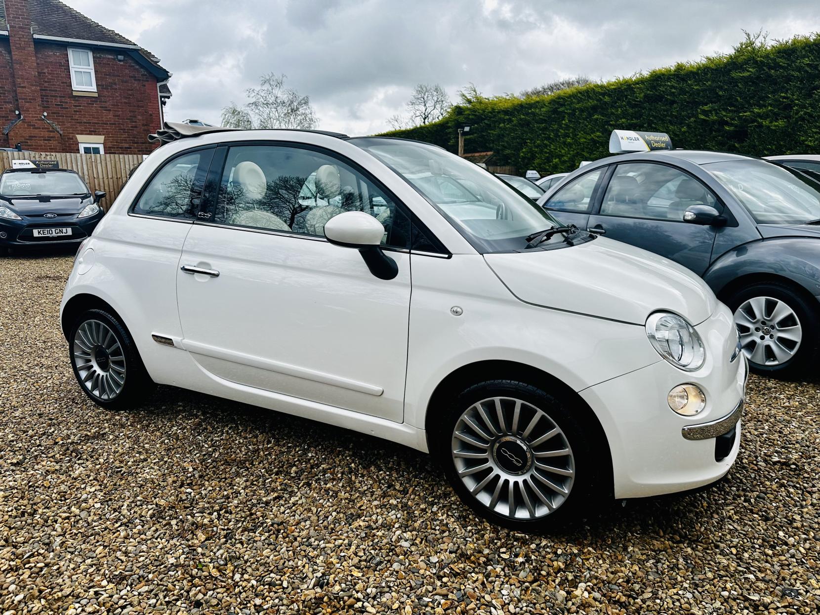 Fiat 500C 1.2 Lounge Convertible 2dr Petrol Auto Euro 5 (69 bhp)