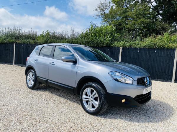 Nissan Qashqai 2.0 Acenta SUV 5dr Petrol CVT 2WD Euro 5 (140 ps)