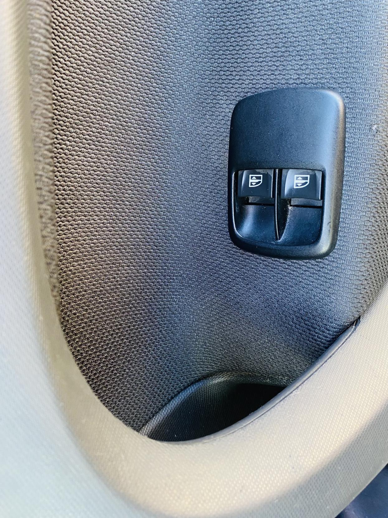 Smart fortwo 1.0 Edition Black Coupe 2dr Petrol Twinamic Euro 6 (s/s) (71 ps)