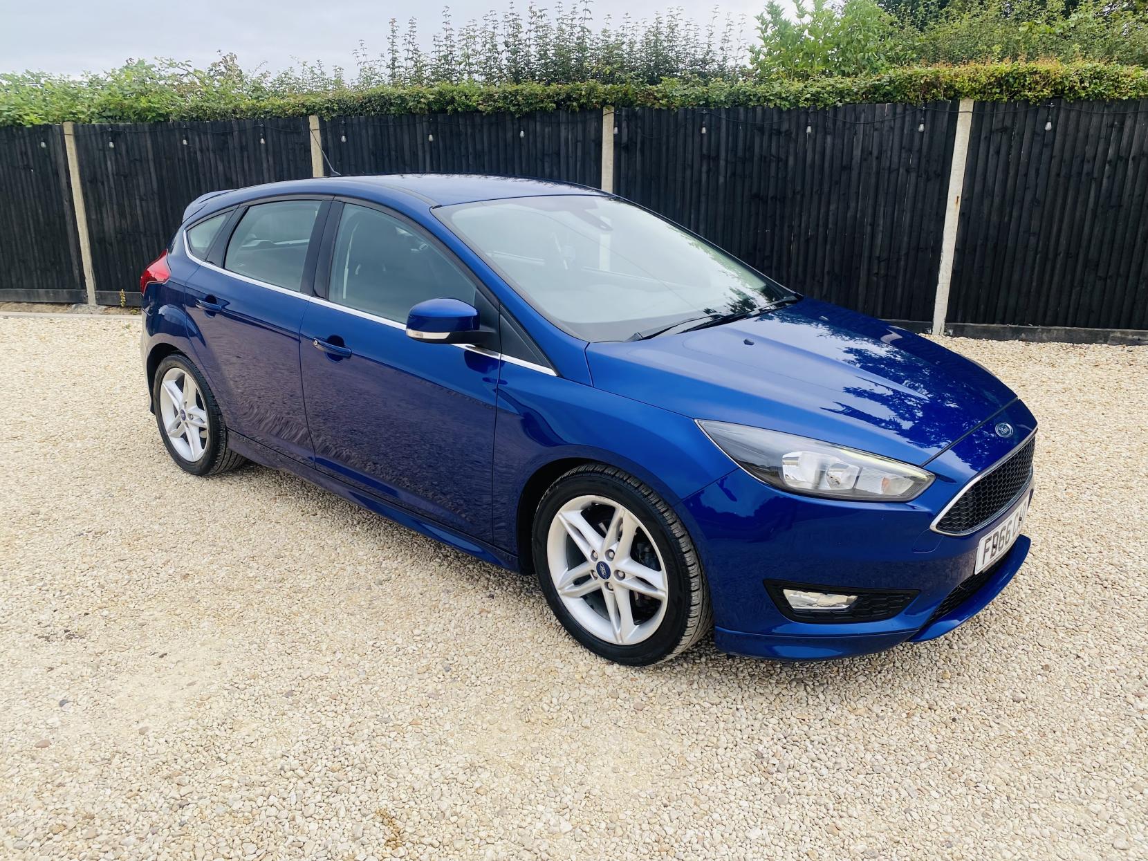 Ford Focus 1.0T EcoBoost Zetec S Hatchback 5dr Petrol Manual Euro 6 (s/s) (125 ps)