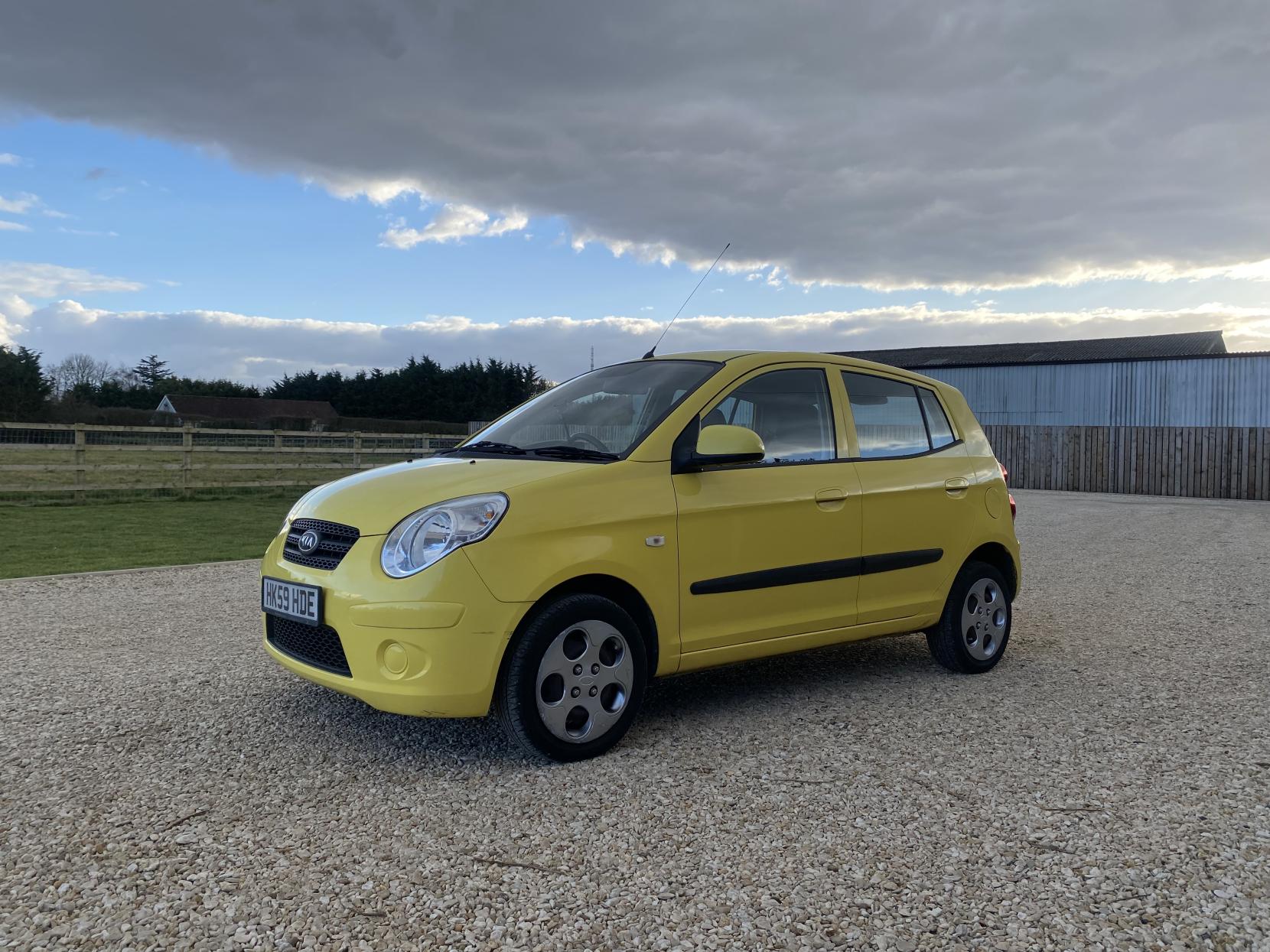 Kia Picanto 1.1 Strike Hatchback 5dr Petrol Manual (114 g/km, 64 bhp)