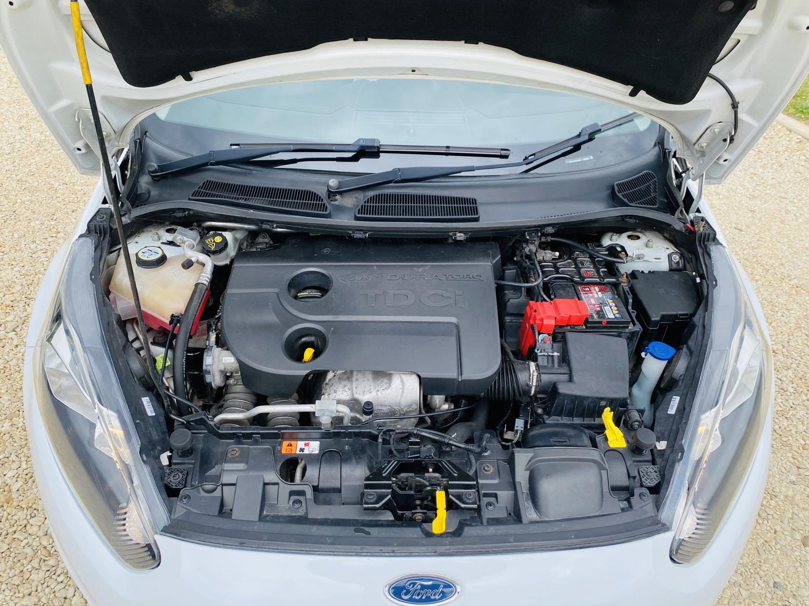 Ford Fiesta Van 1.6 TDCi ECOnetic II Panel Van 3dr Diesel Manual (87 g/km, 94 bhp)