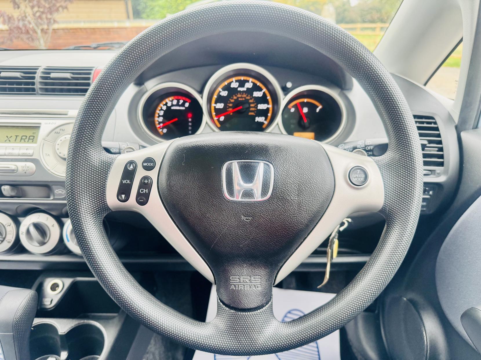 Honda Jazz 1.4 i-DSI SE Hatchback 5dr Petrol CVT-7 (139 g/km, 82 bhp)