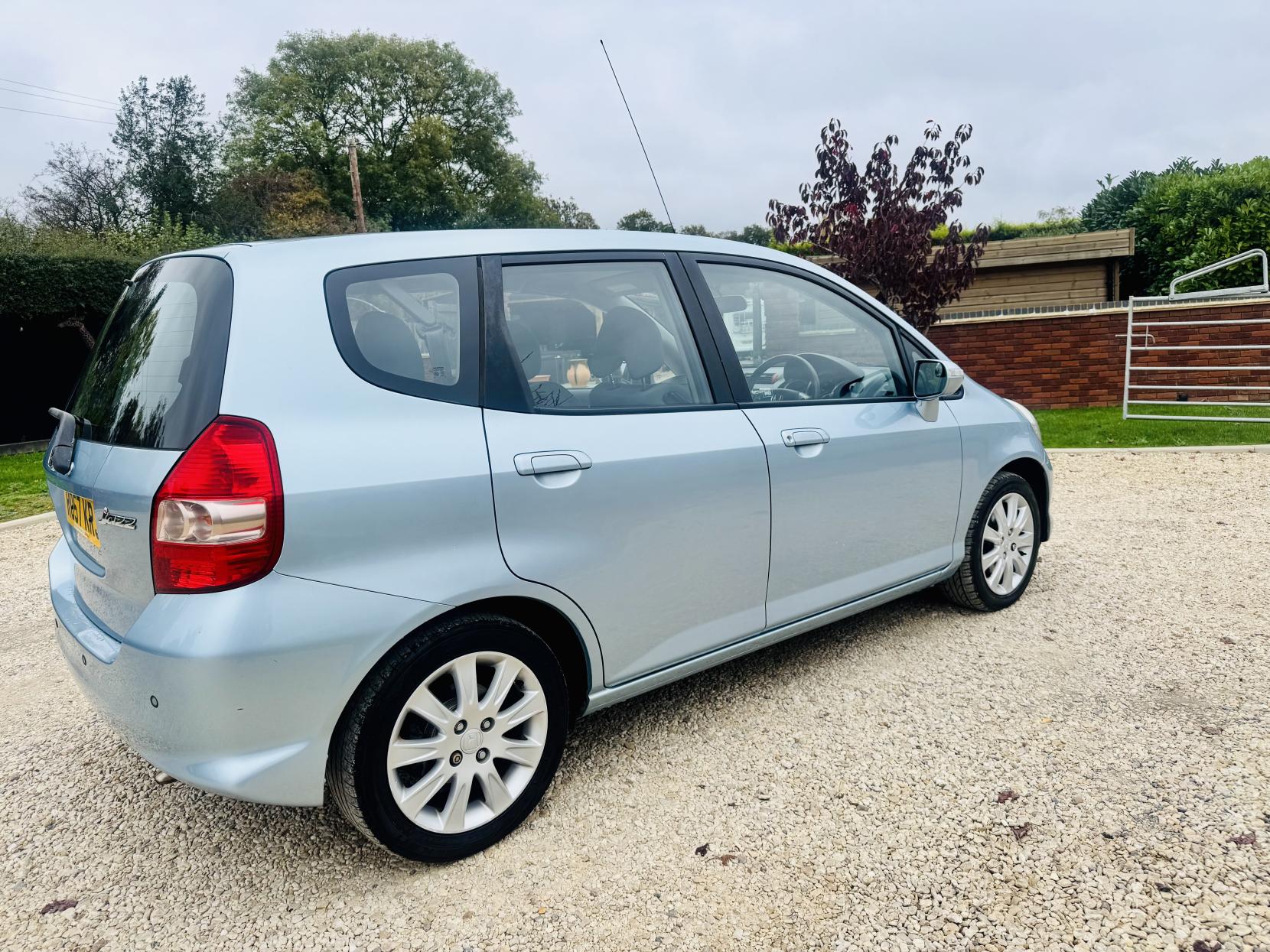 Honda Jazz 1.4 i-DSI SE Hatchback 5dr Petrol CVT-7 (139 g/km, 82 bhp)